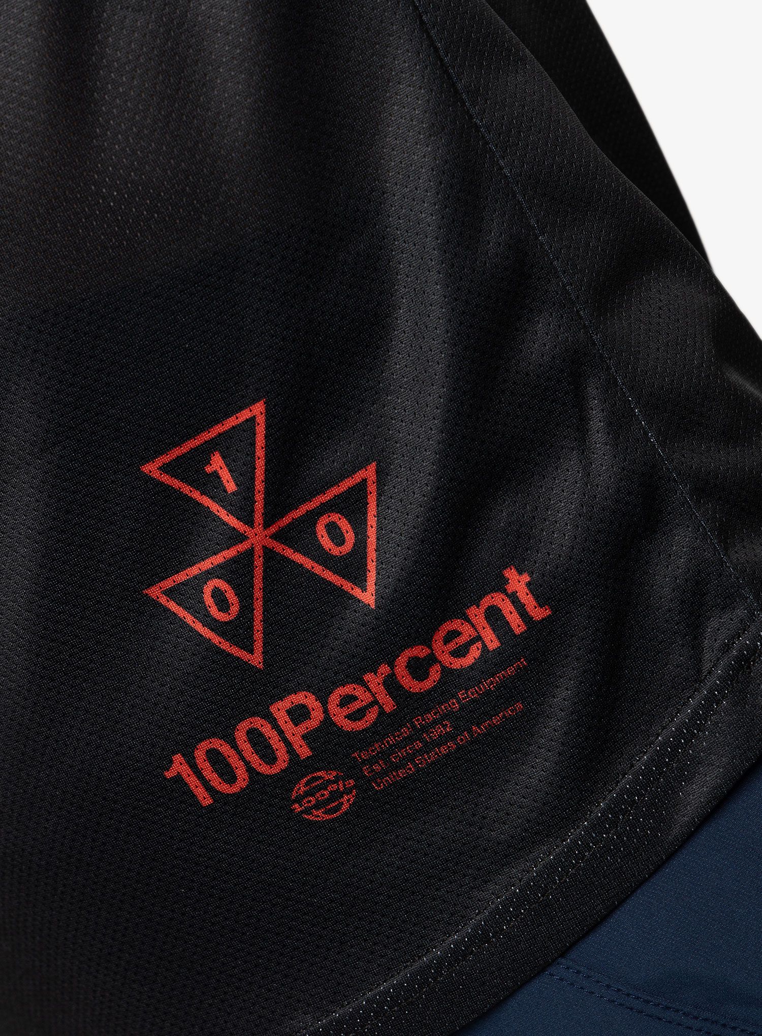 Kolesarska jopa 100% R-Core - black/racer red