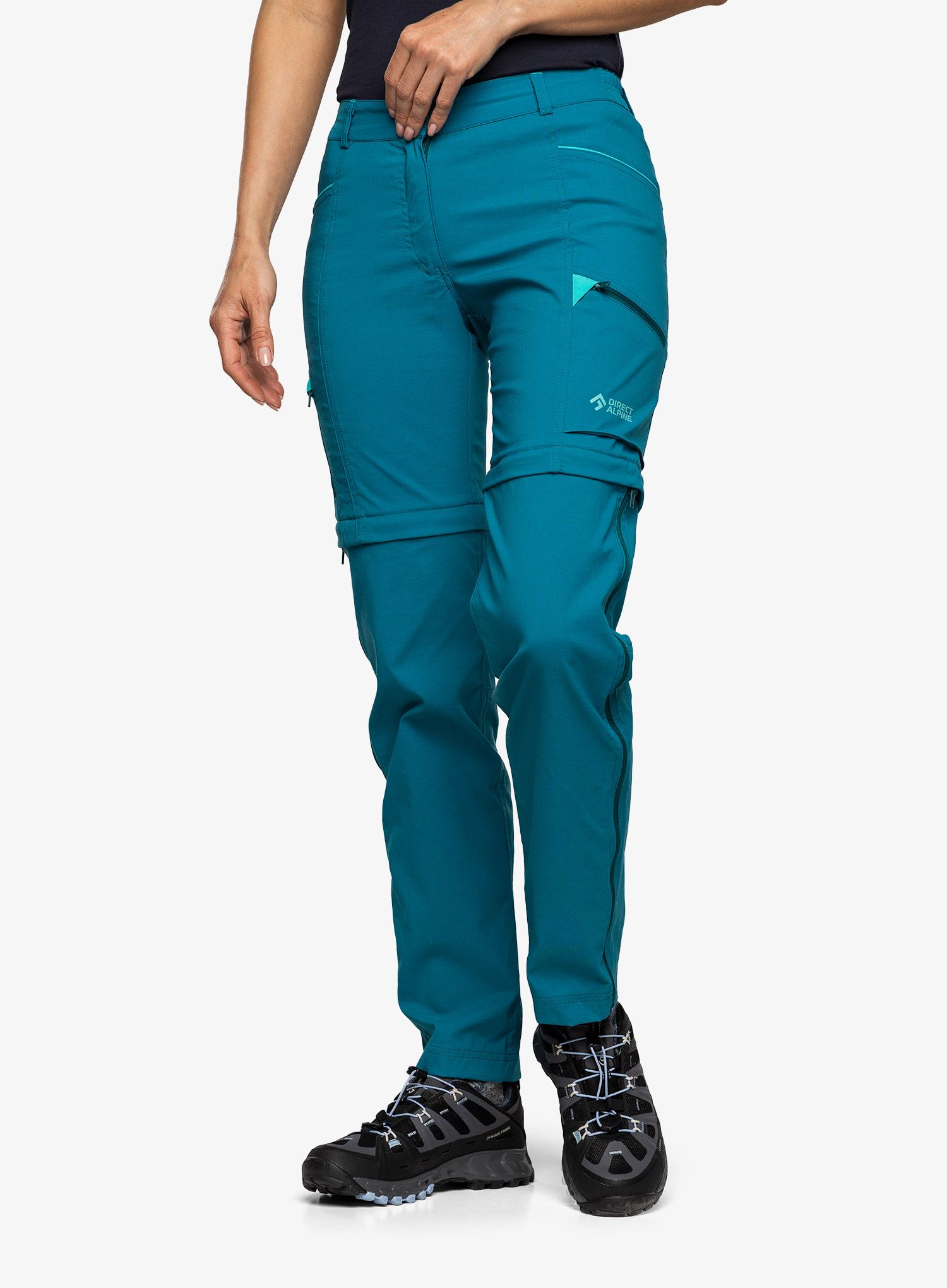 Ženski pohodniški čevlji AKU Selvatica GTX - black/light blue