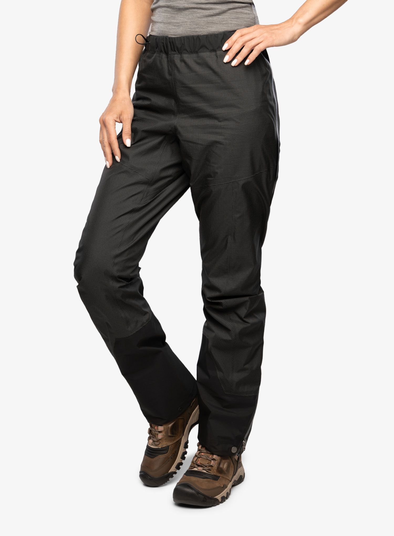 Ženske GORE-TEX hlače Arcteryx Alpha Pant - black