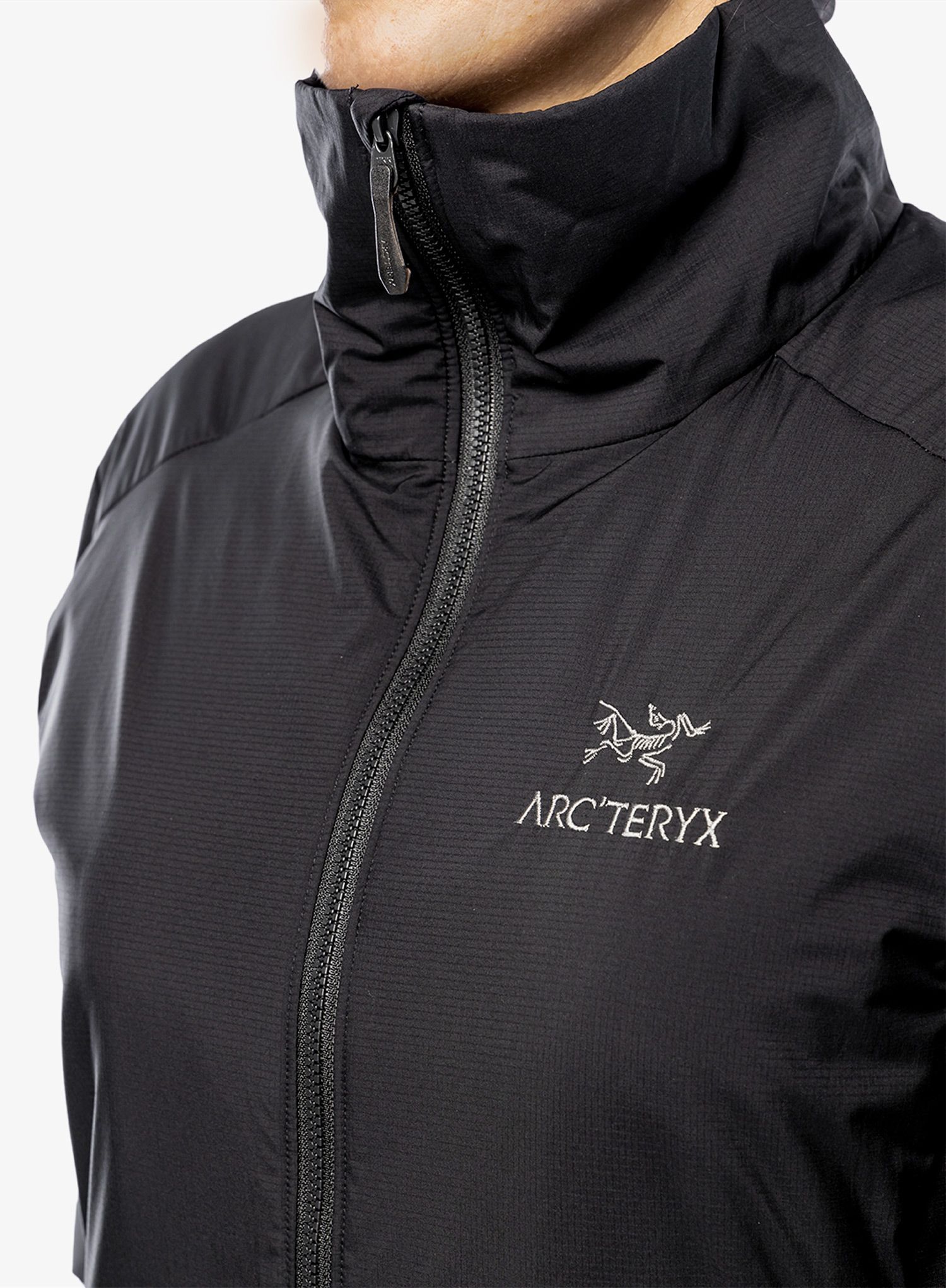 Sintetična jakna Arcteryx Atom Jacket - black