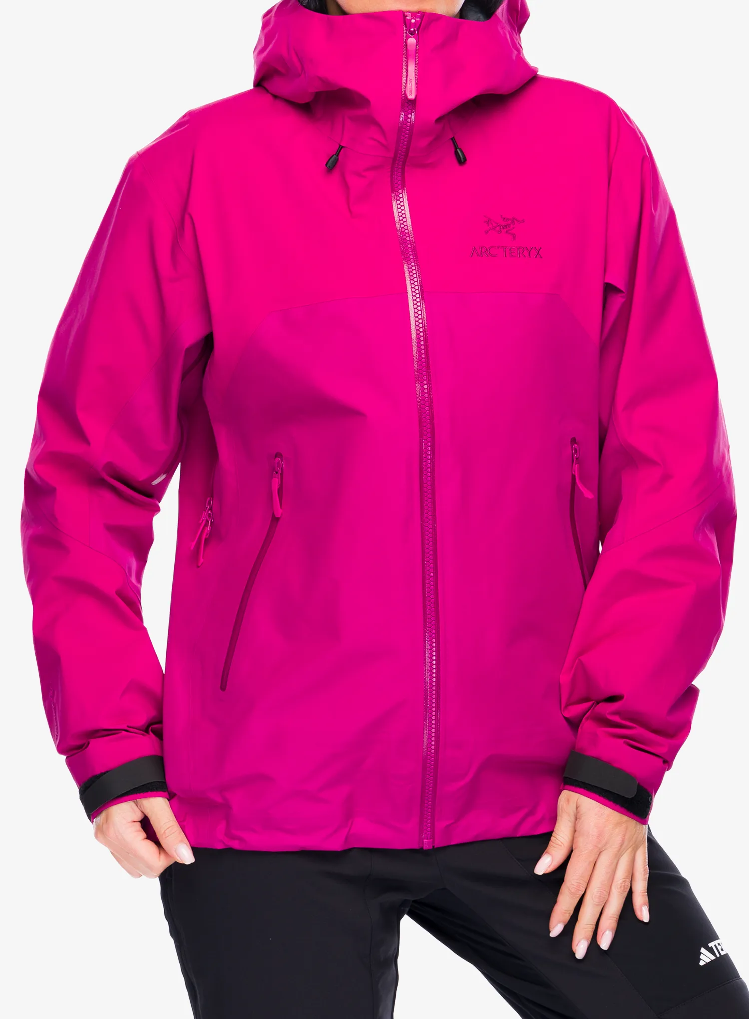 Ženska hardshell jakna Arcteryx Beta AR Jacket Stormhood - amaranthus