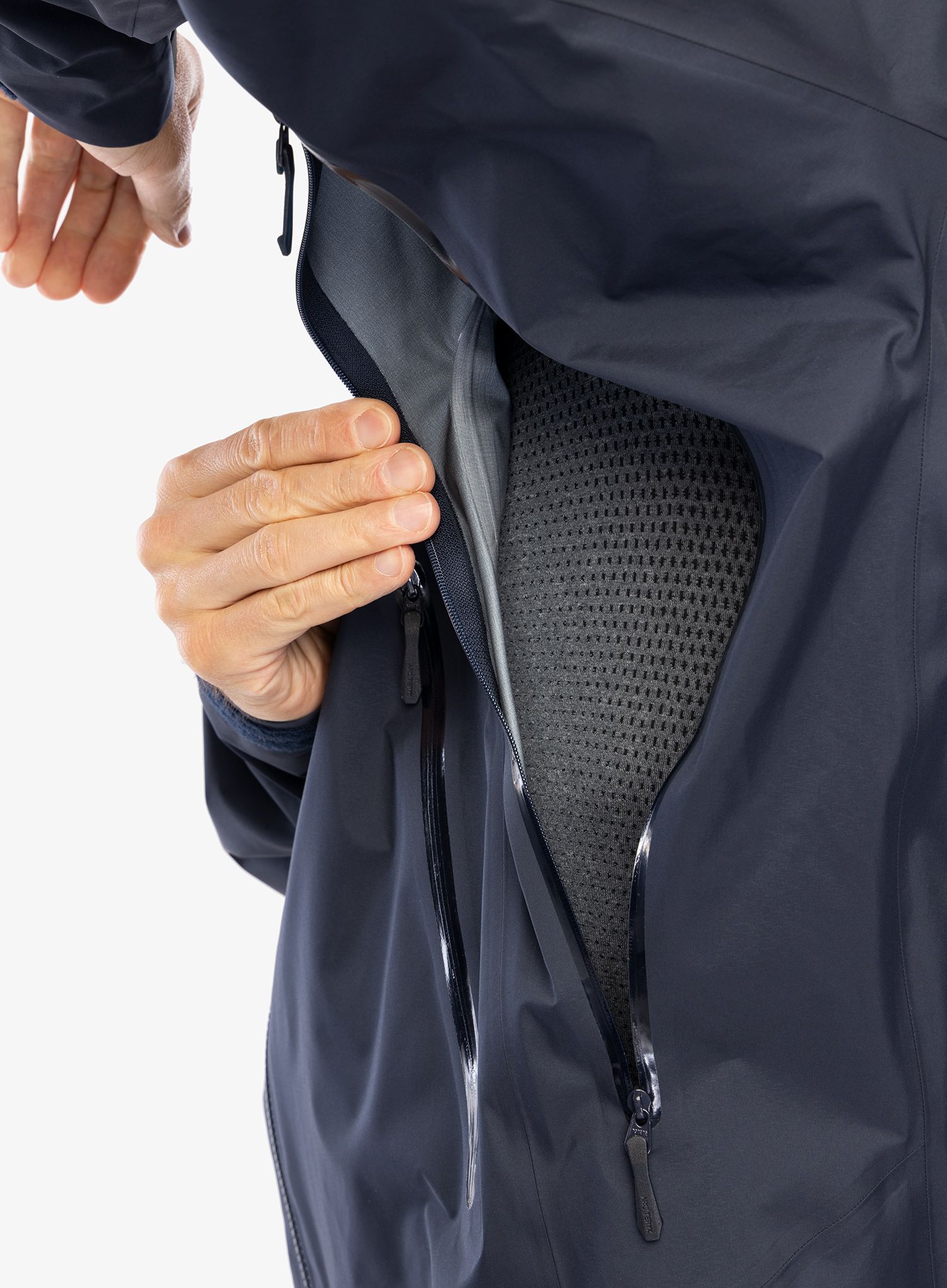Nepremočljiva jakna Arcteryx Beta AR Jacket - black sapphire