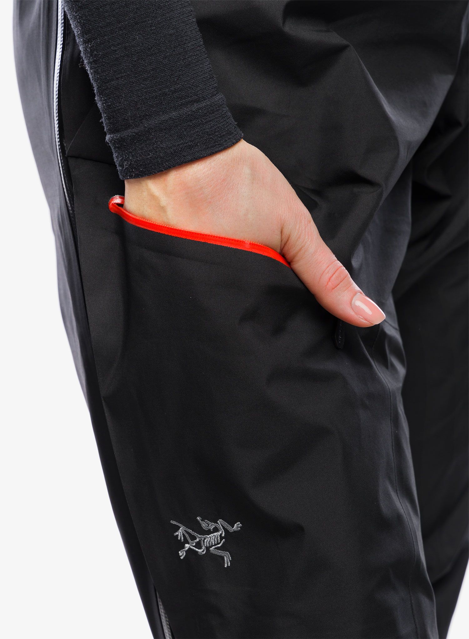 Ženske GORE-TEX hlače Arcteryx Beta AR Pant - blk