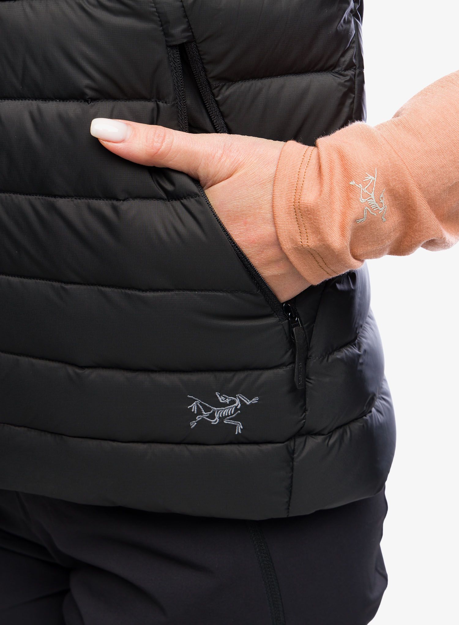 Ženski brezrokavnik Arcteryx Cerium Vest - blk
