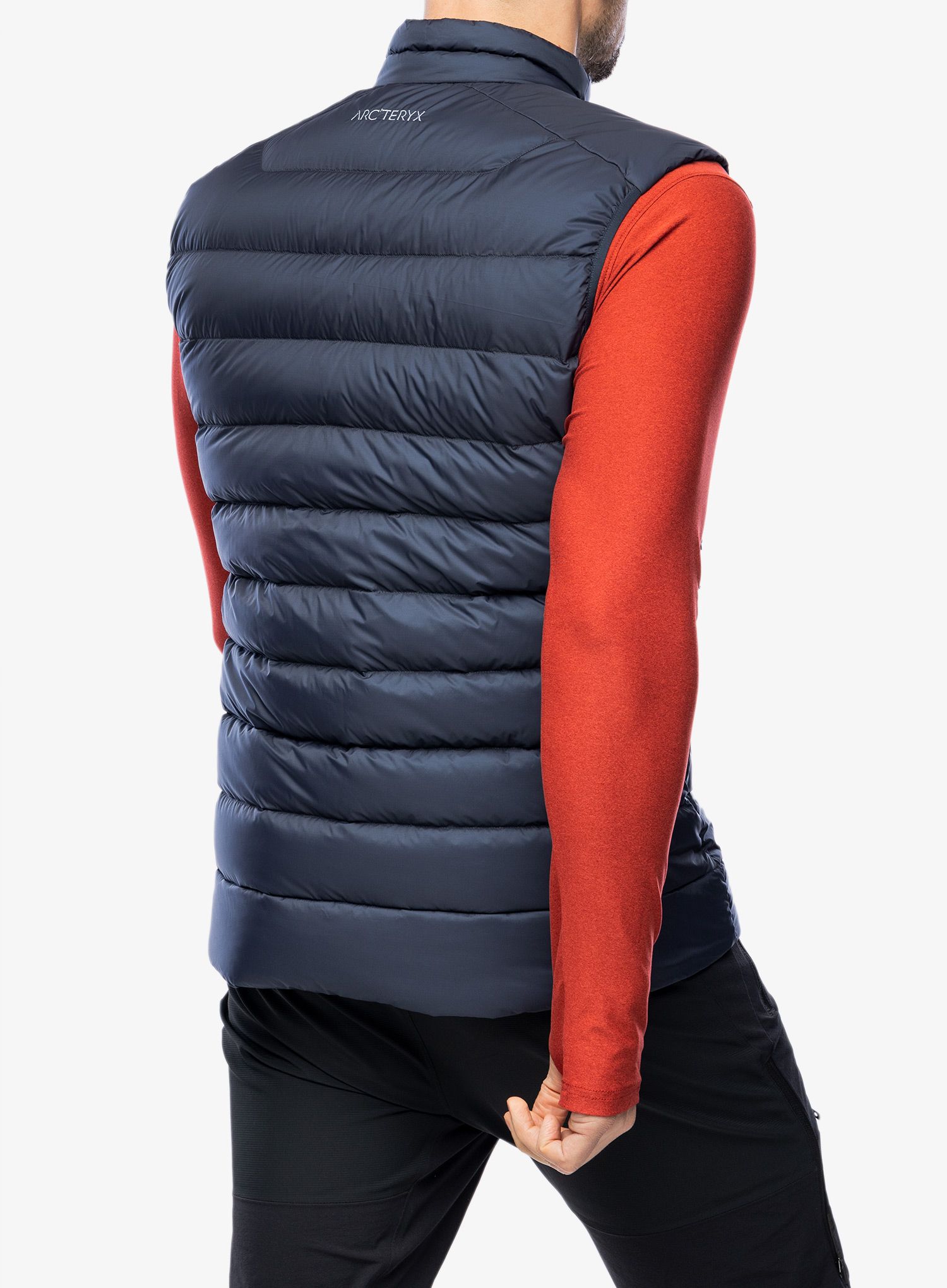 Puhasti brezrokavnik Arcteryx Cerium Vest - blk sapphire