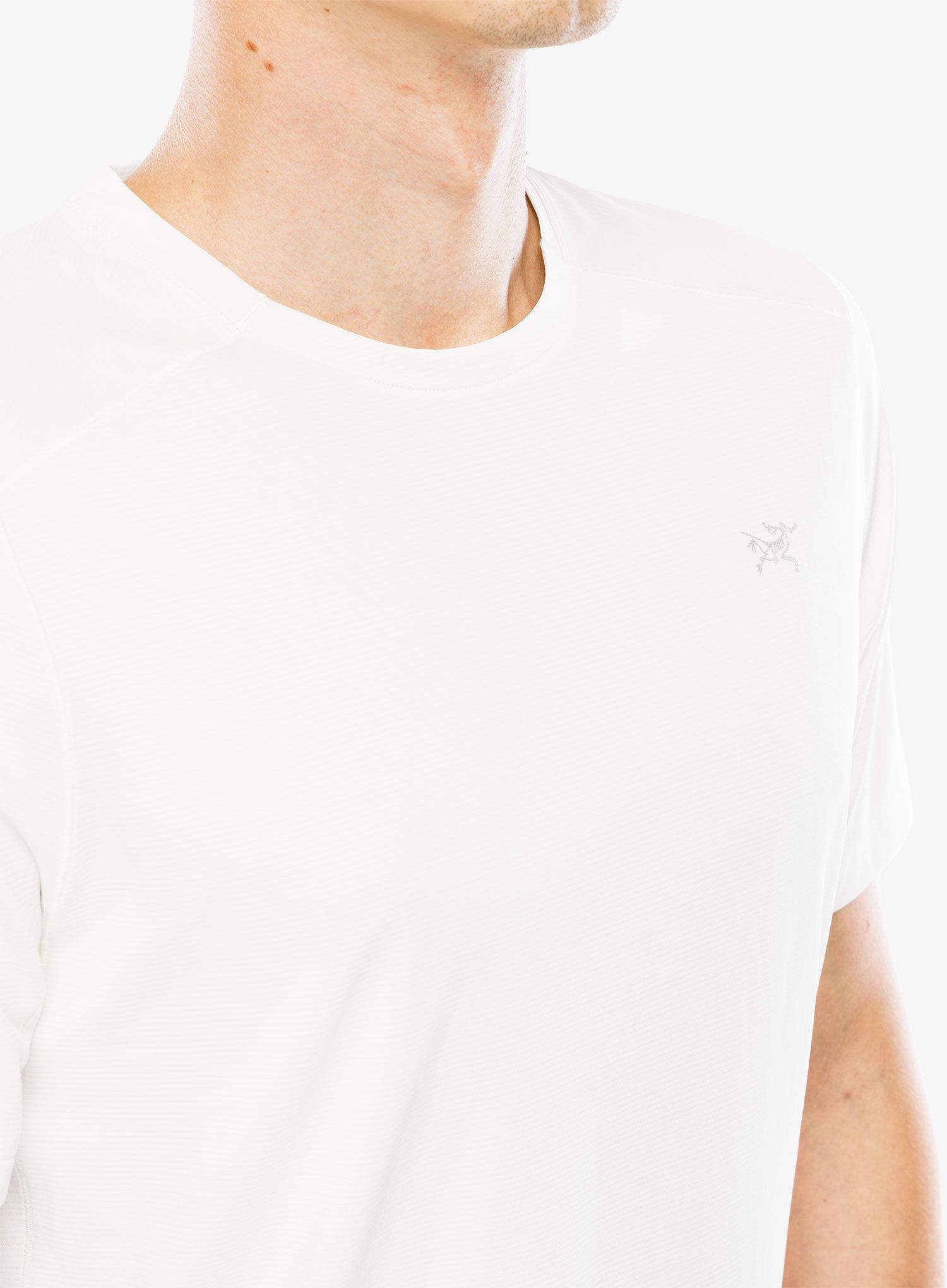 Majica za tek Arcteryx Cormac Crew Neck Shirt SS - arctic silk heather II
