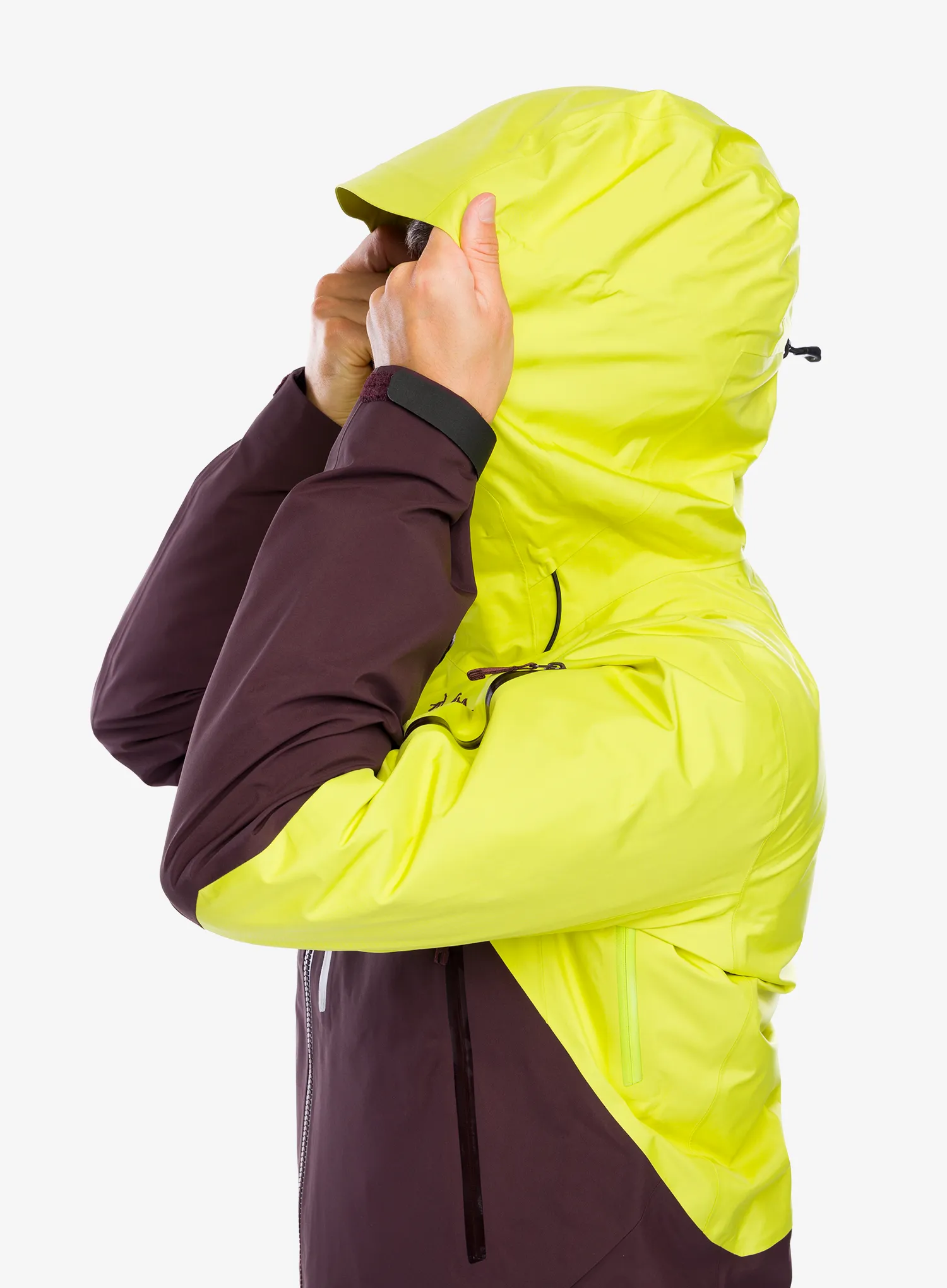 GORE-TEX jakna Arcteryx Rush Jacket - euphoria/phantasm