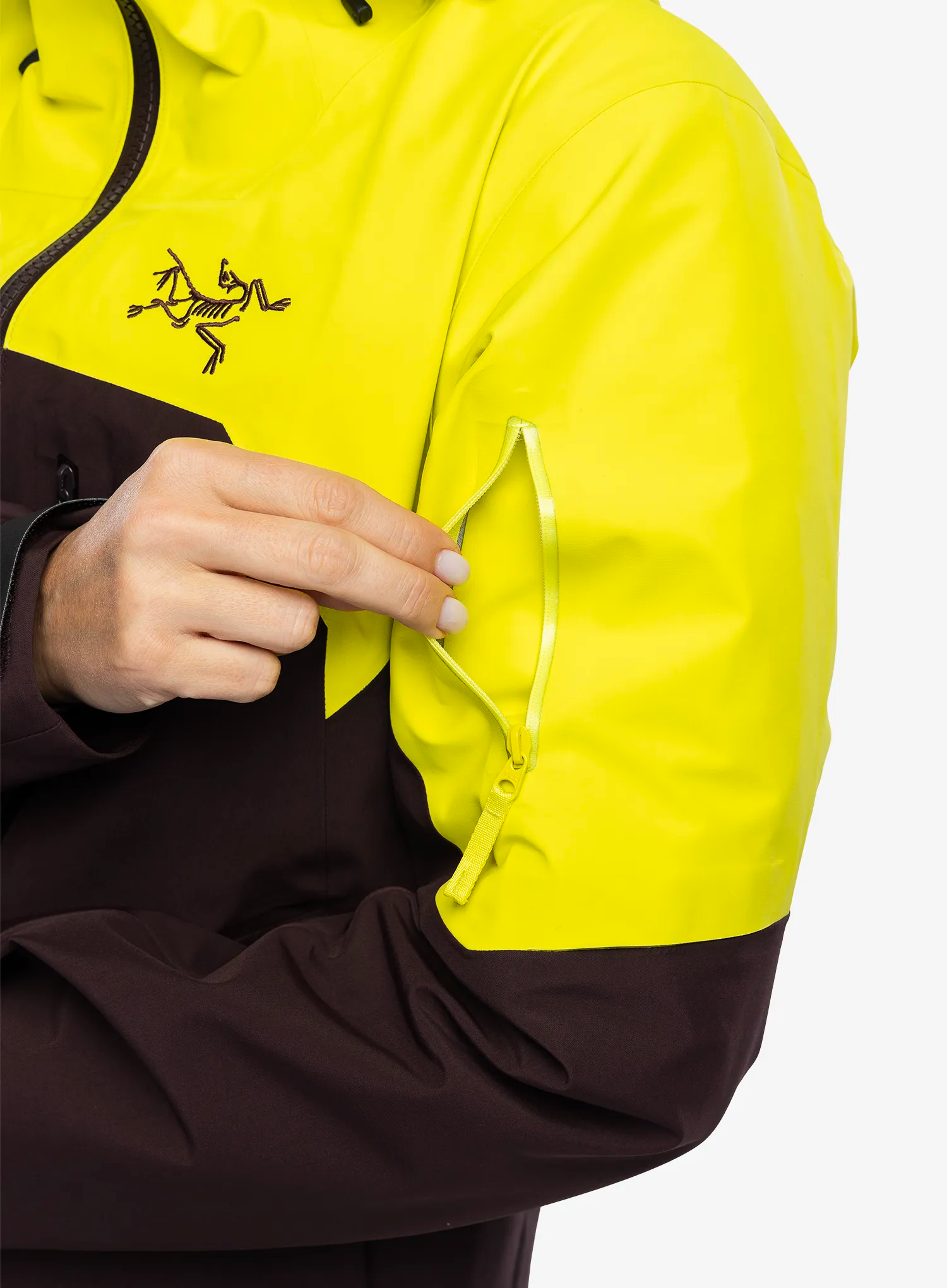 Ženske GORE-TEX jakna Arcteryx Rush Jacket - euphoria/phantasm
