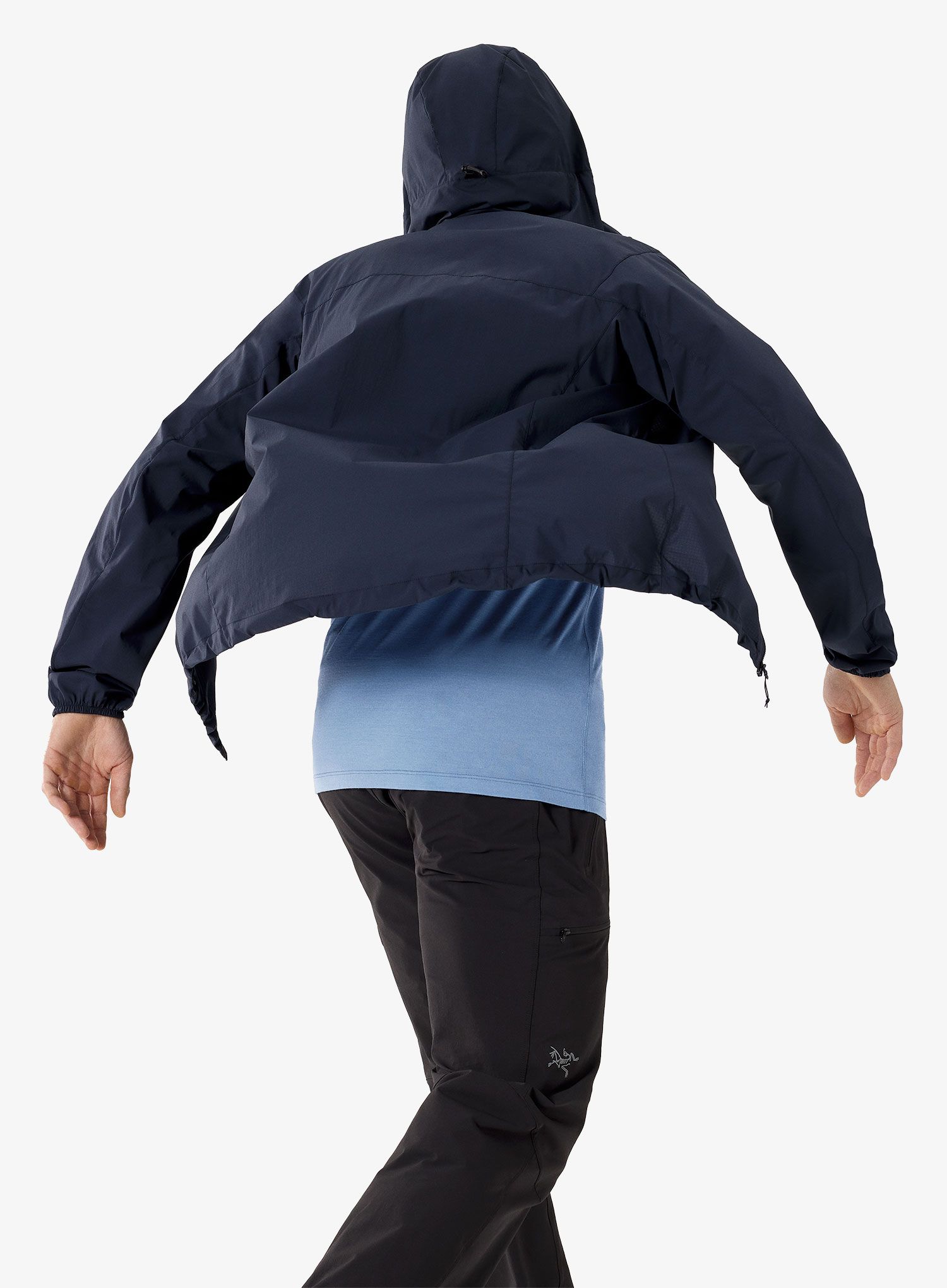 Vetrovka Arcteryx Squamish Hoody - black sapphire