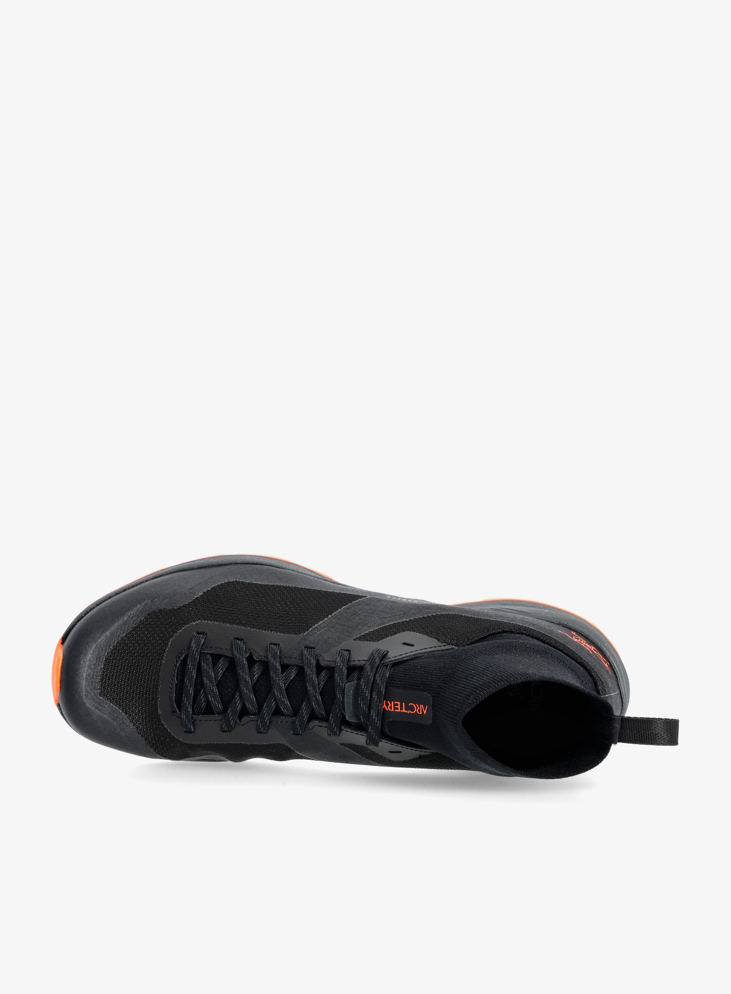 Trail tekaški čevlji Arcteryx Vertex U - black/bright phenom