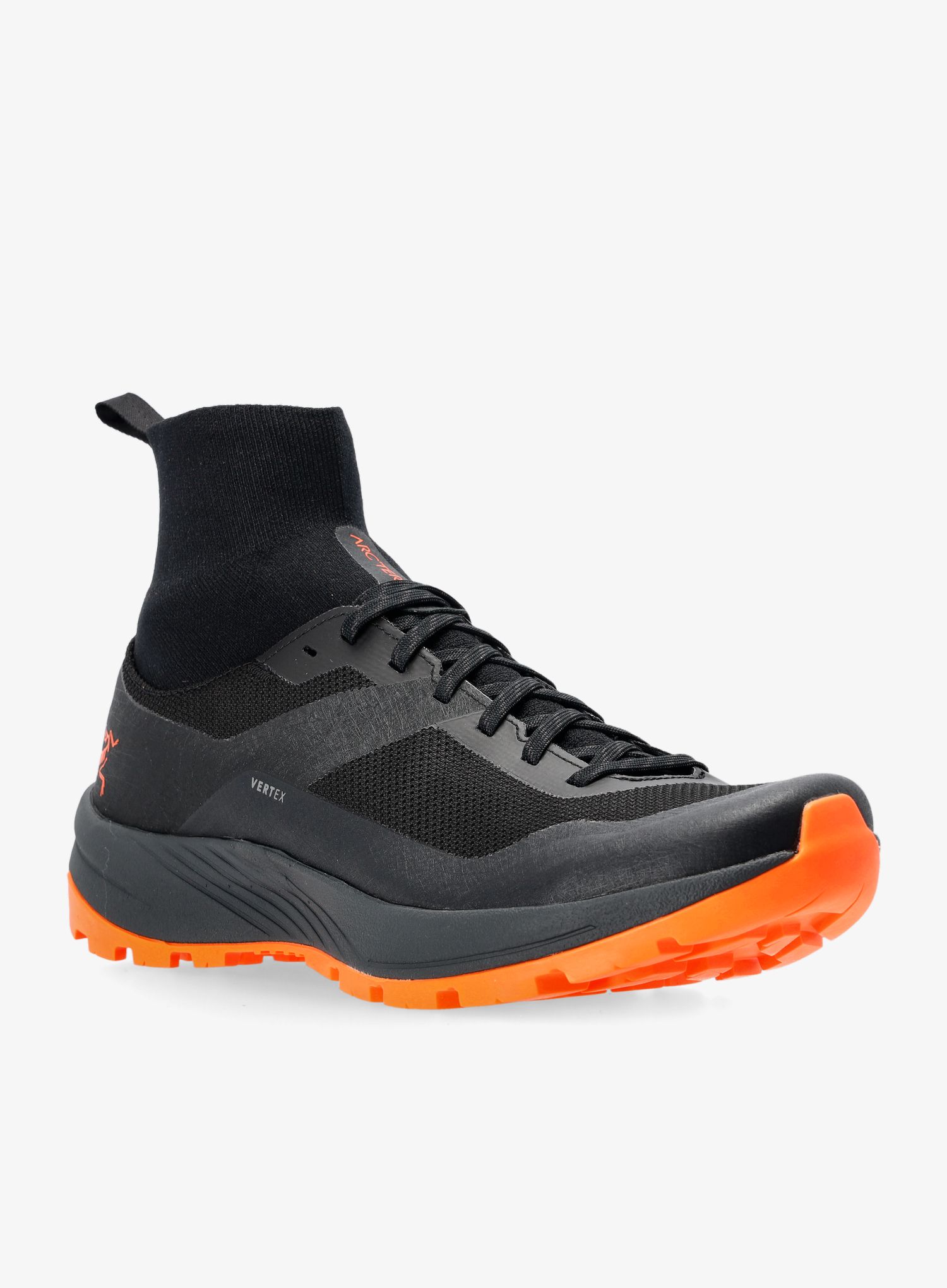 Trail tekaški čevlji Arcteryx Vertex U - black/bright phenom