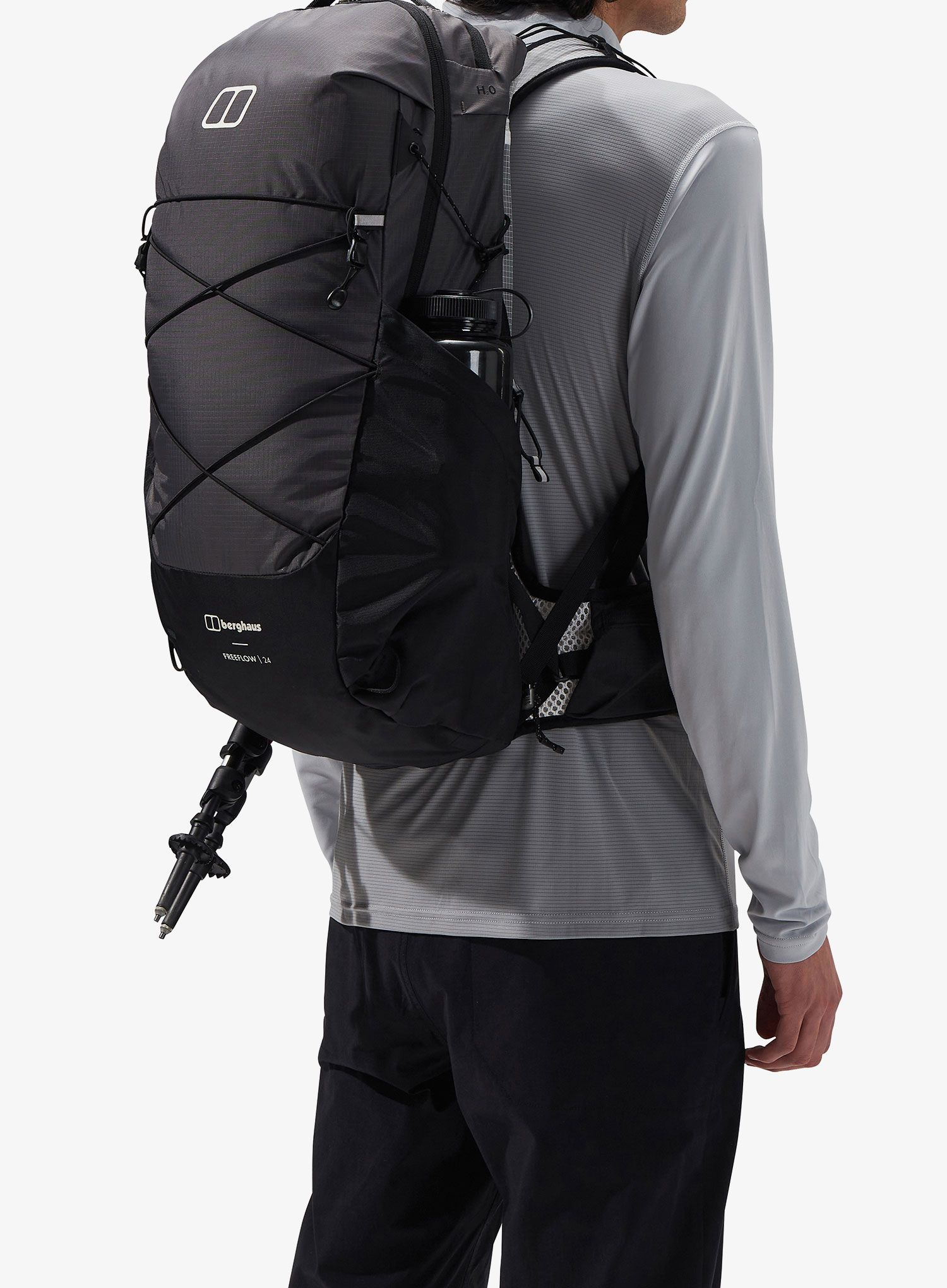 Pohodniški nahrbtnik Berghaus Freeflow 24 l - grey pinstripe/jet black