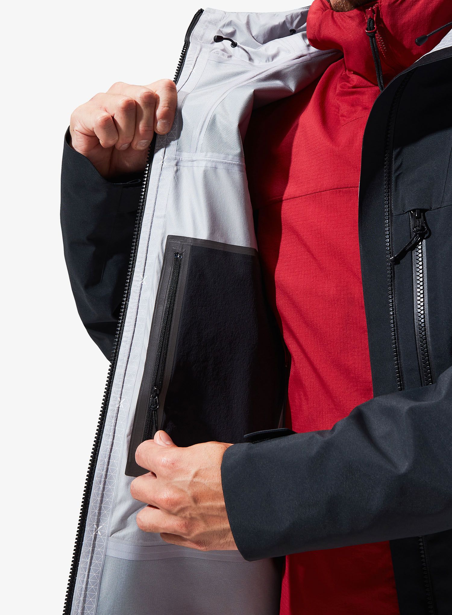 GORE-TEX jakna Berghaus MTN Seeker GTX Jacket - black