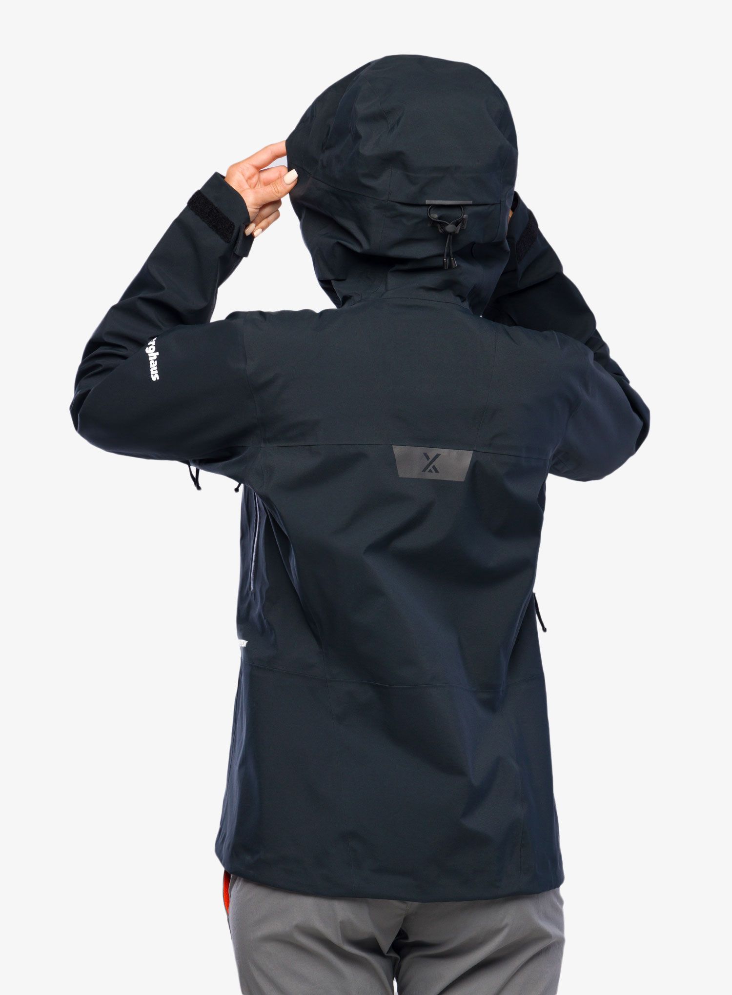 Ženske GORE-TEX jakna Berghaus MTN Seeker GTX Jacket - black/black
