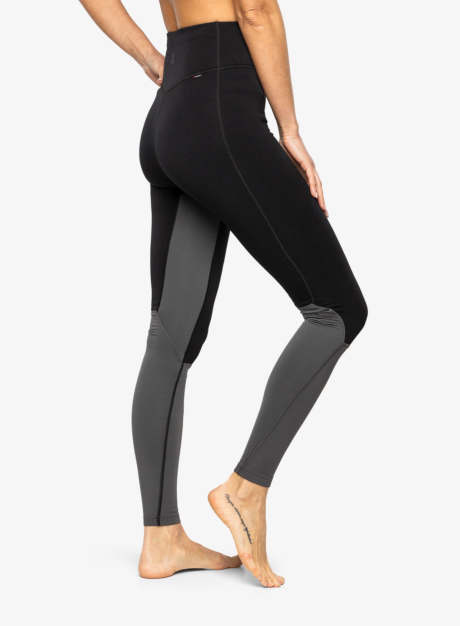 Ženske pajkice Berghaus MTN Seeker ST Legging - jet black/grey pinstripe