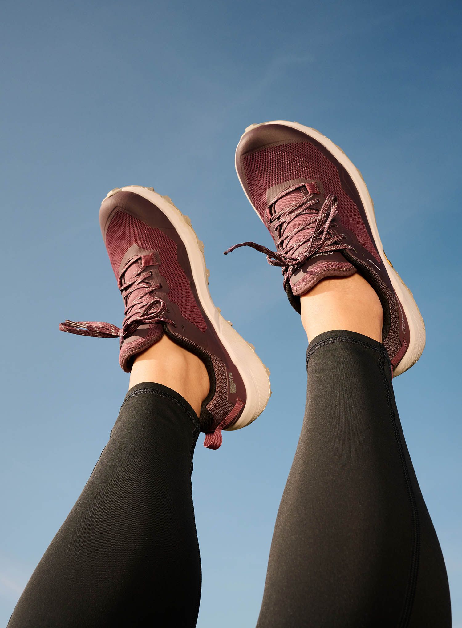 Ženski čevlji Berghaus Revolute Active Shoe - sasfras/wildging/strlimo/mment