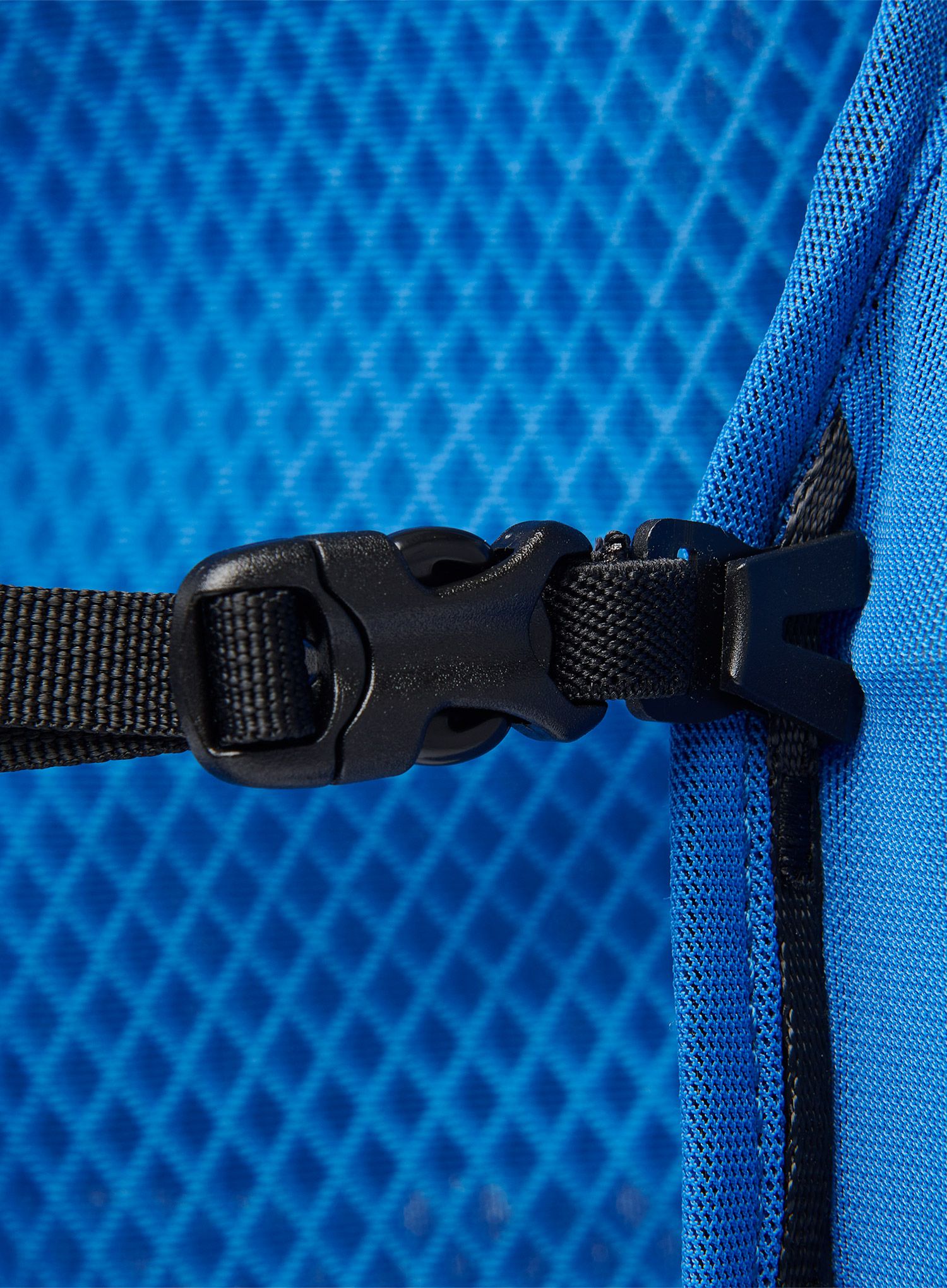 Tekaški brezrokavnik Black Diamond Distance 4 Hydration Vest - ultra blue
