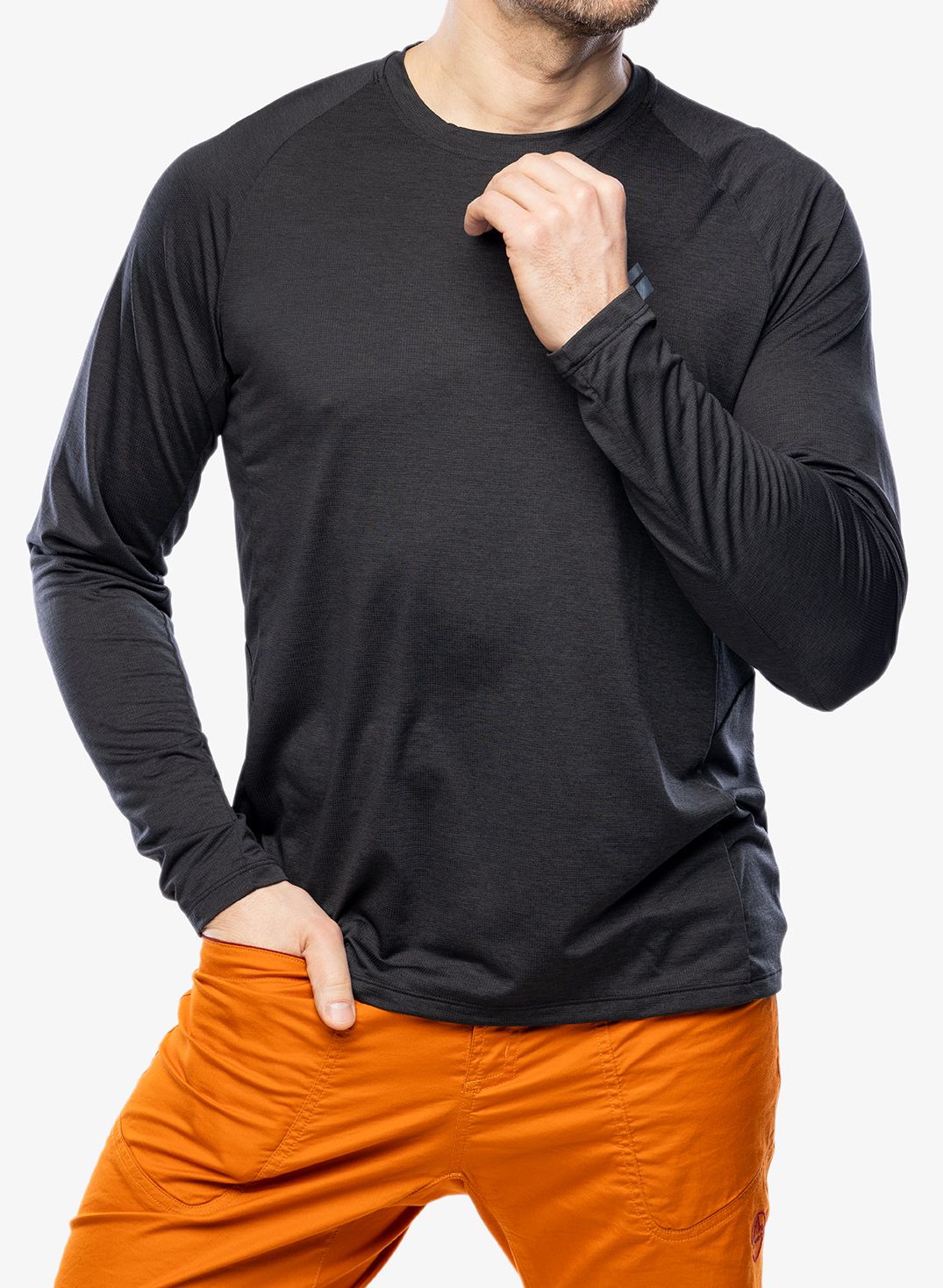Majica z dolgimi rokavi Black Diamond Lightwire Tech Tee L/S - black