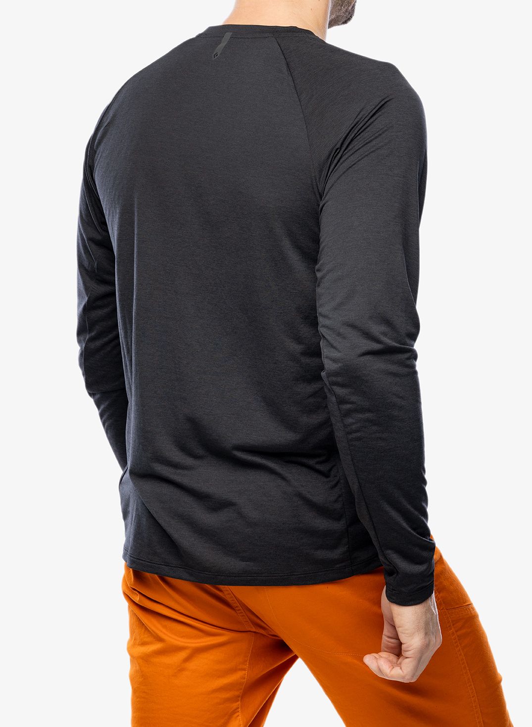 Majica z dolgimi rokavi Black Diamond Lightwire Tech Tee L/S - black