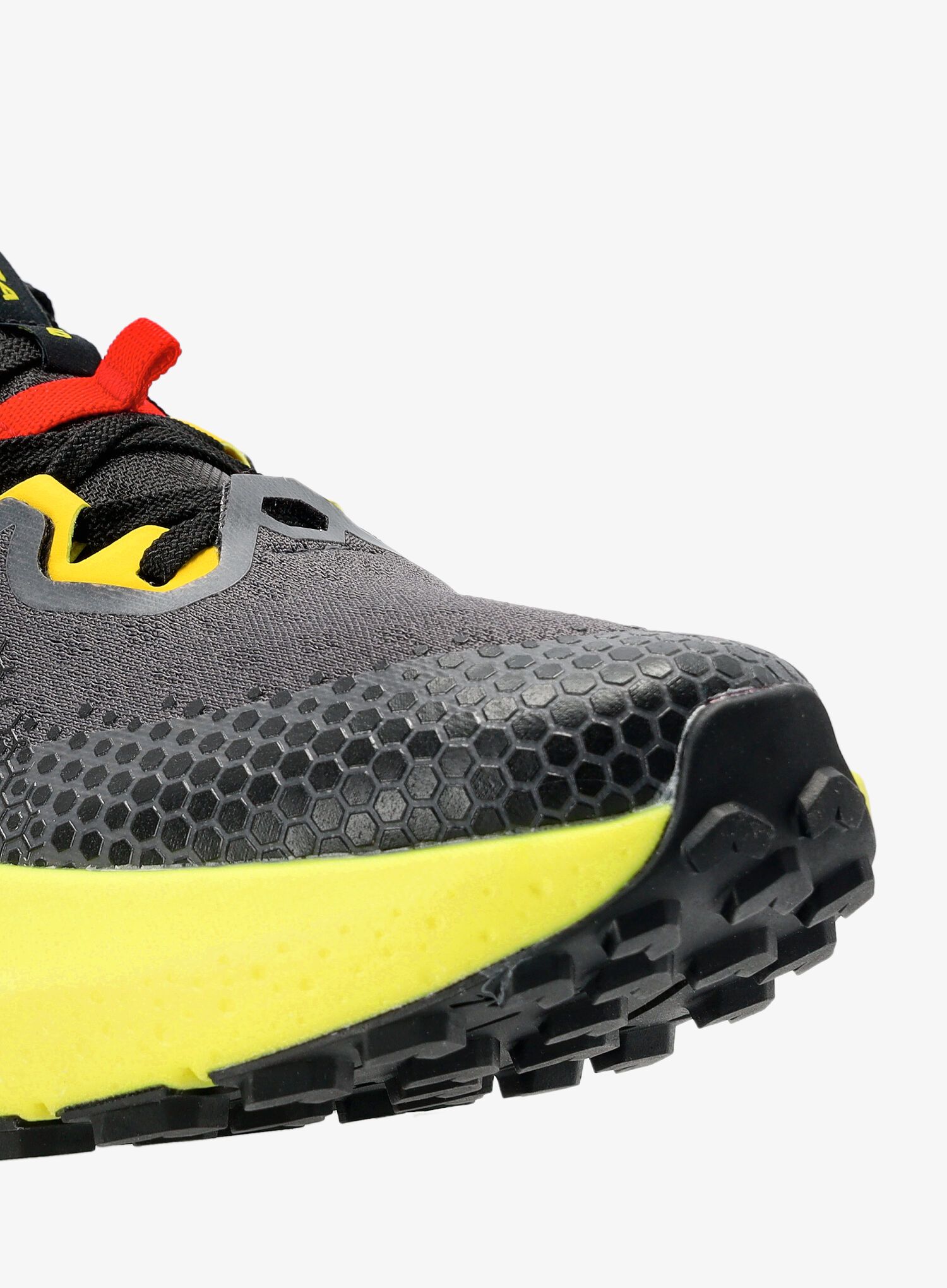 Trail tekaški čevlji Brooks Caldera 6 - black/fiery red/blazing yellow