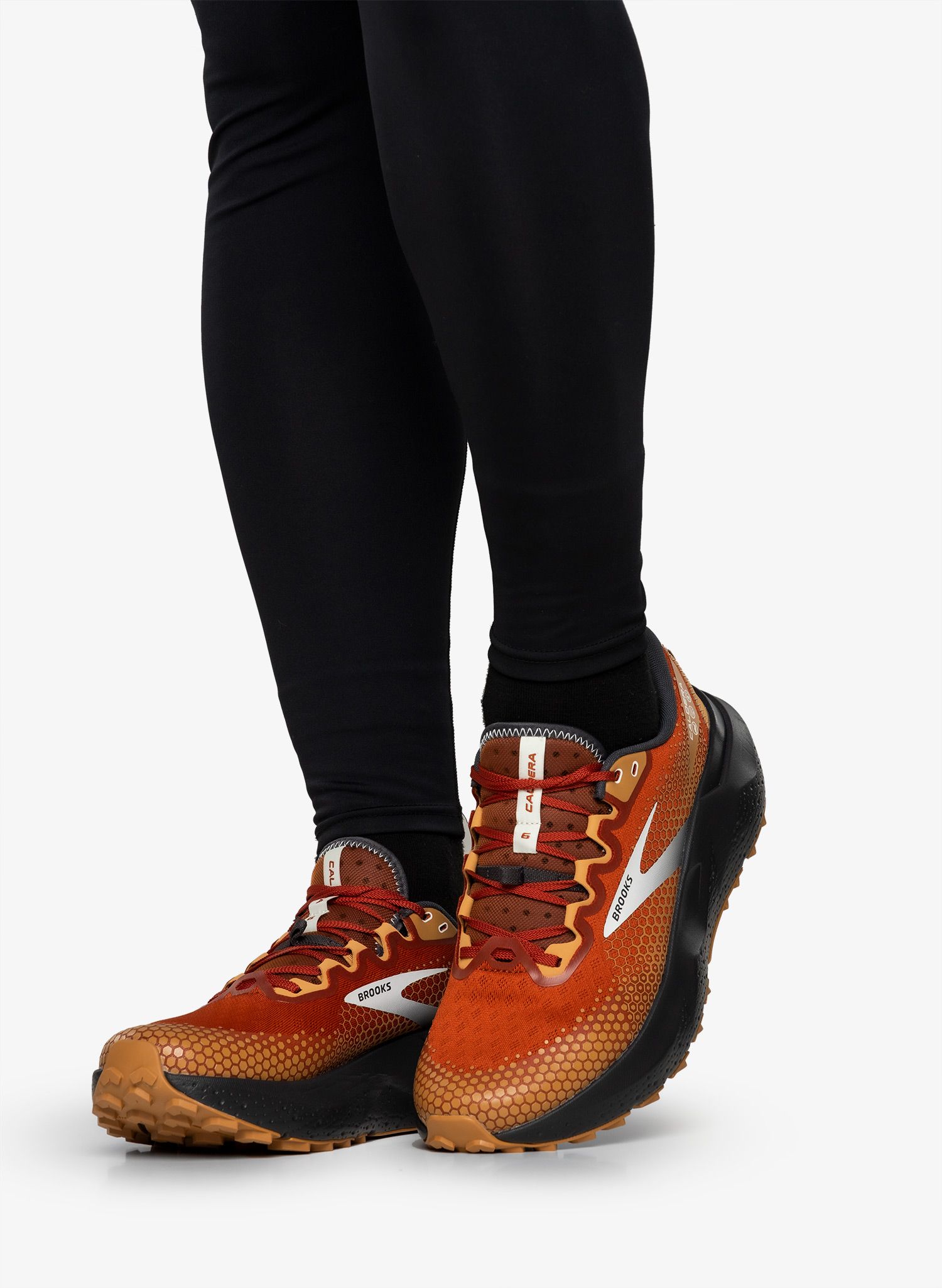 Trail tekaški čevlji Brooks Caldera 6 - rooibos/biscuit/peacoat