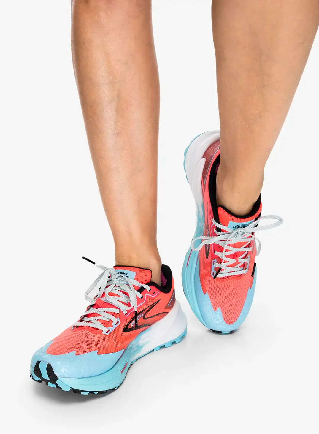 Ženski tekaški čevlji Brooks Catamount 3 - diva pink/bluefish/black