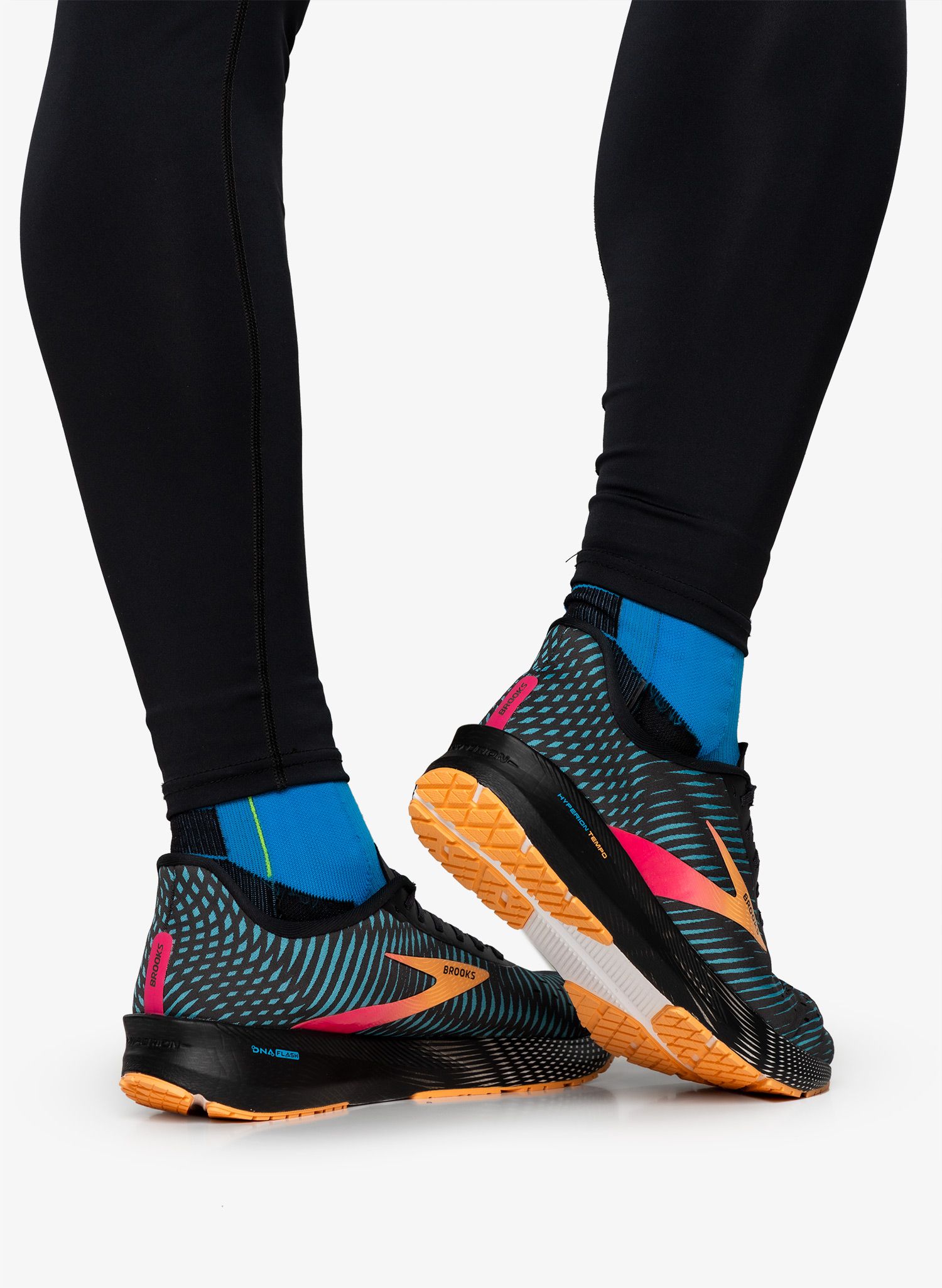 Moški tekaški čevlji Brooks Hyperion Tempo - blue/phantom/cosmo