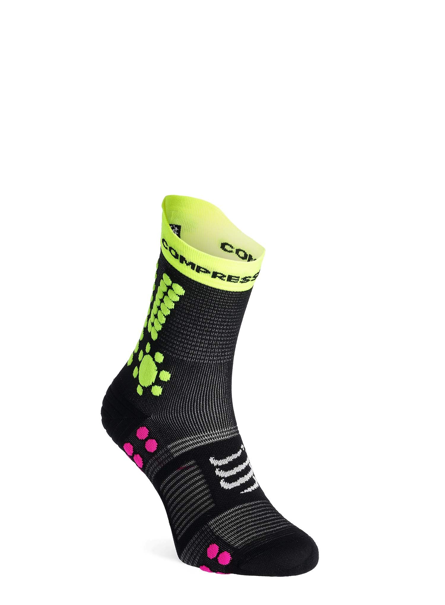 Tekaške nogavice Compressport Pro Racing Socks v4.0 Trail - black/safe yellow/neo pink