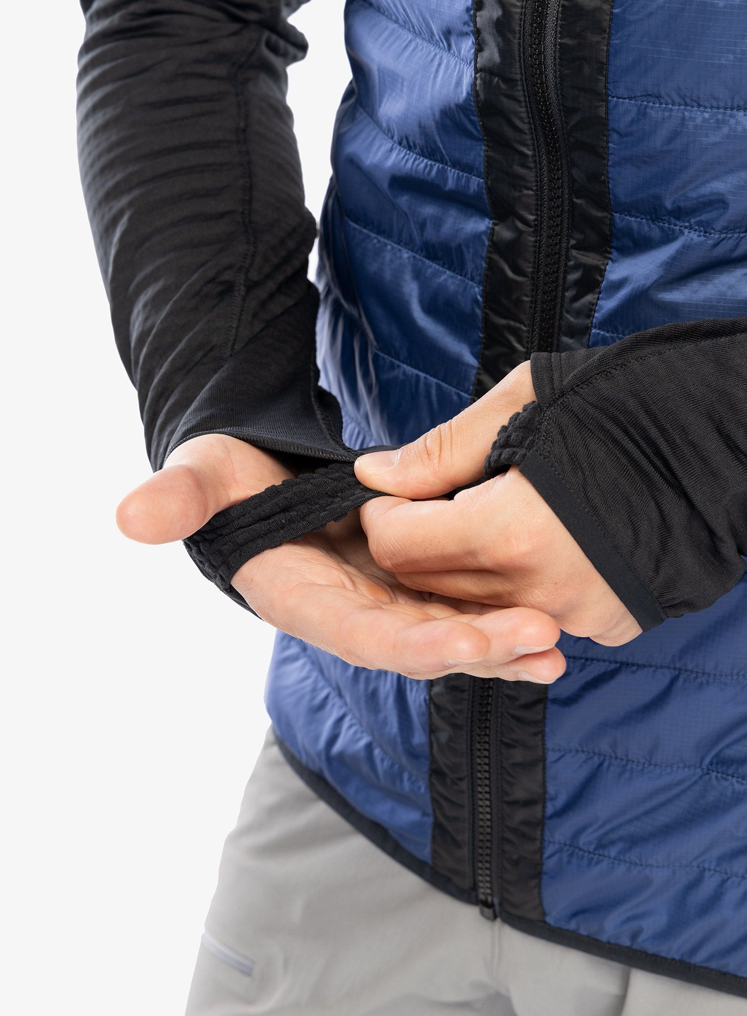Hibridna jakna Cotopaxi Capa Hybrid Insulated Hooded Jacket - black/maritime