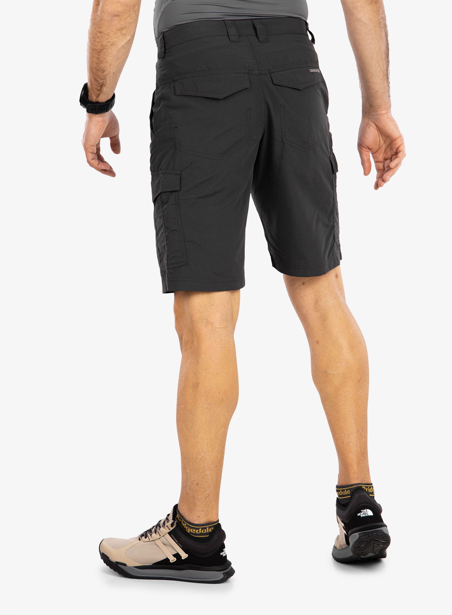 Pohodniške kratke hlače Craghoppers NosiLife Cargo II Shorts - black pepper