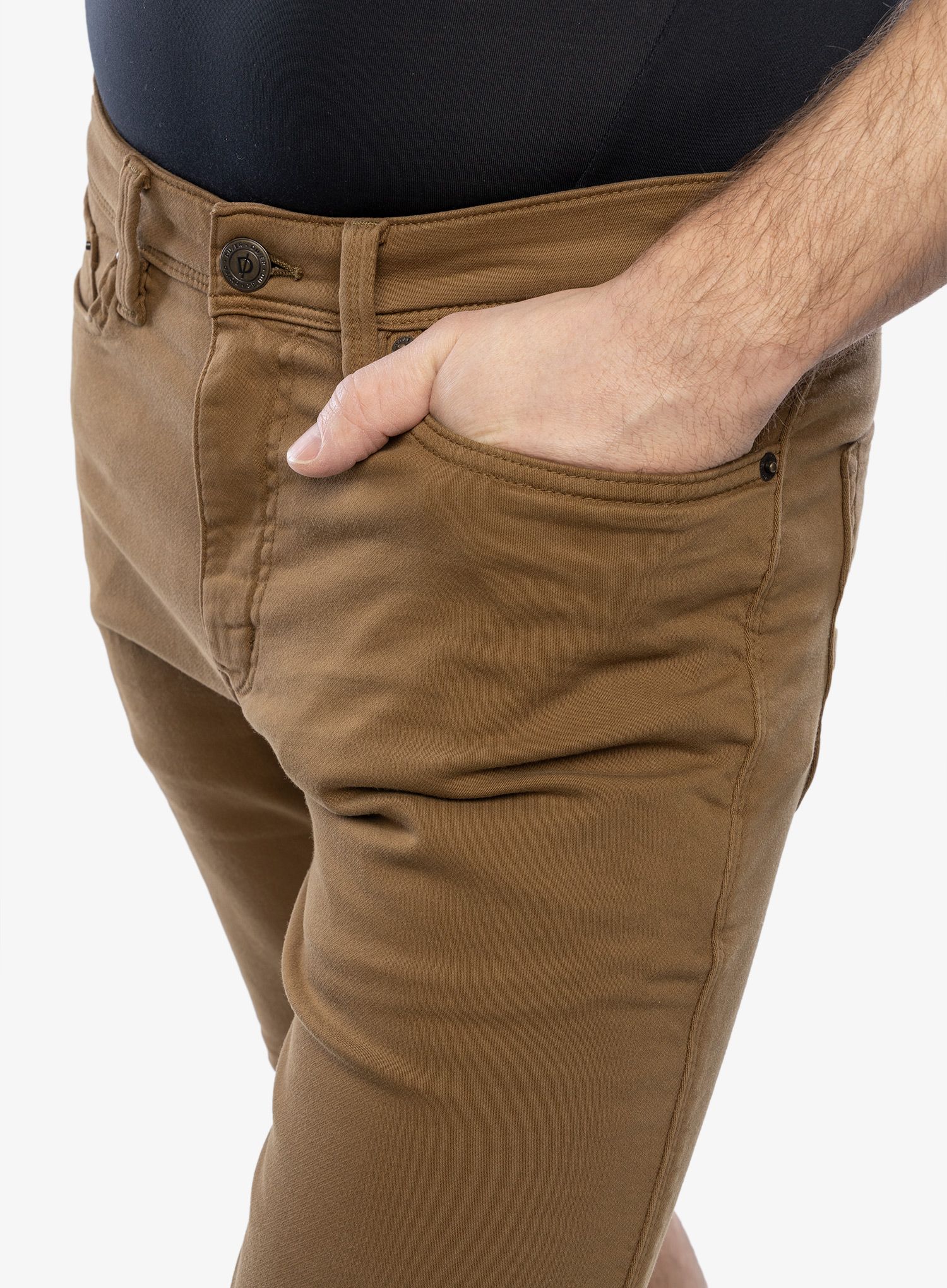 Kratke hlače DUER No Sweat Slim Short - tobacco