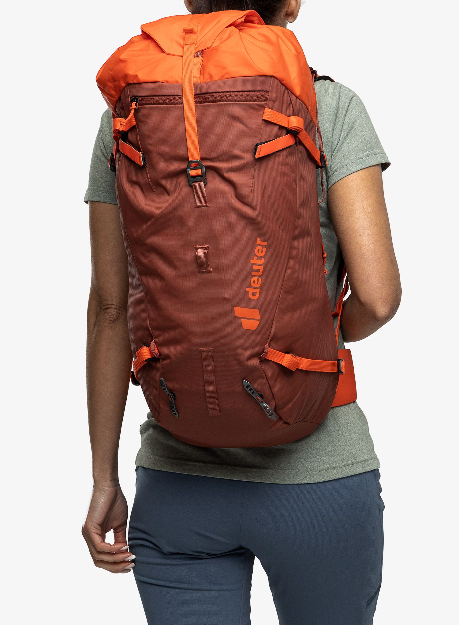 Gorski nahrbtnik Deuter Guide 30 - redwood/papaya