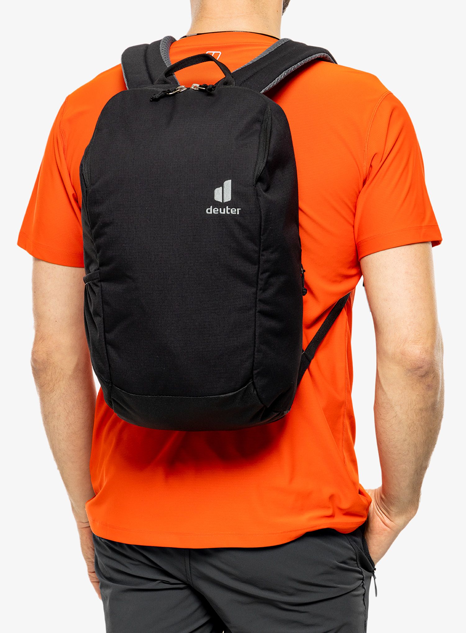 Mestni nahrbtnik Deuter Step Out 16 - black
