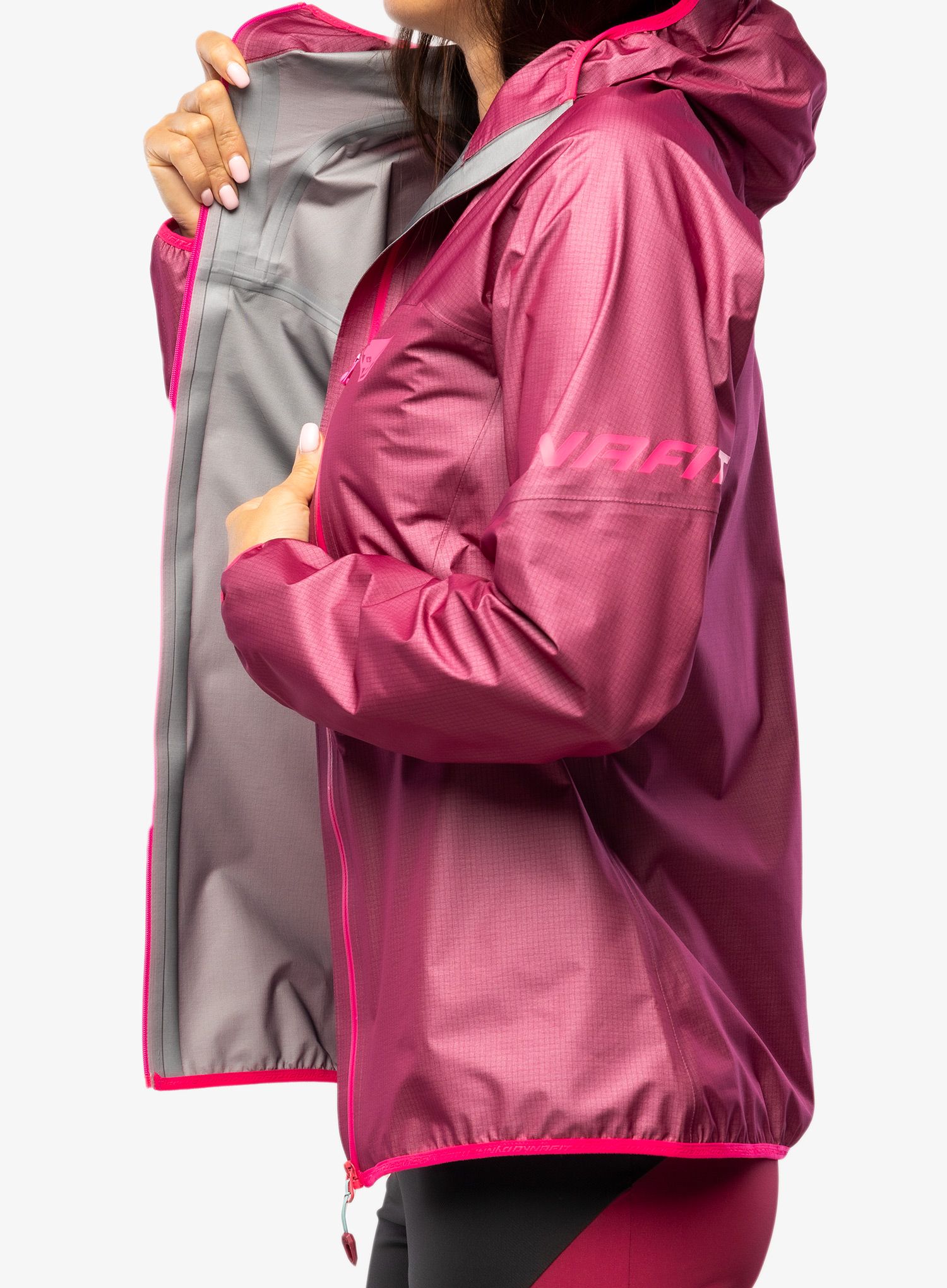 Ženska hardshell jakna Dynafit Traverse GTX Jacket  - beet red
