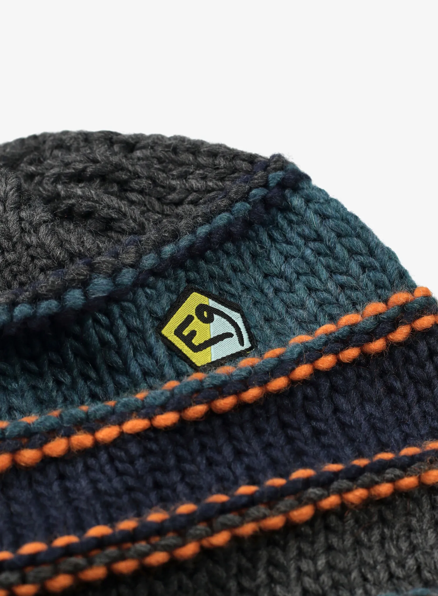 Zimska kapa E9 Varbis Hat - earth