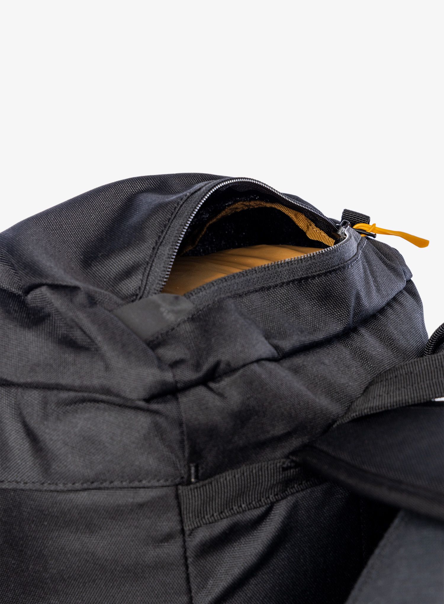 Mestni nahrbtnik Evoc Mission 22 - black