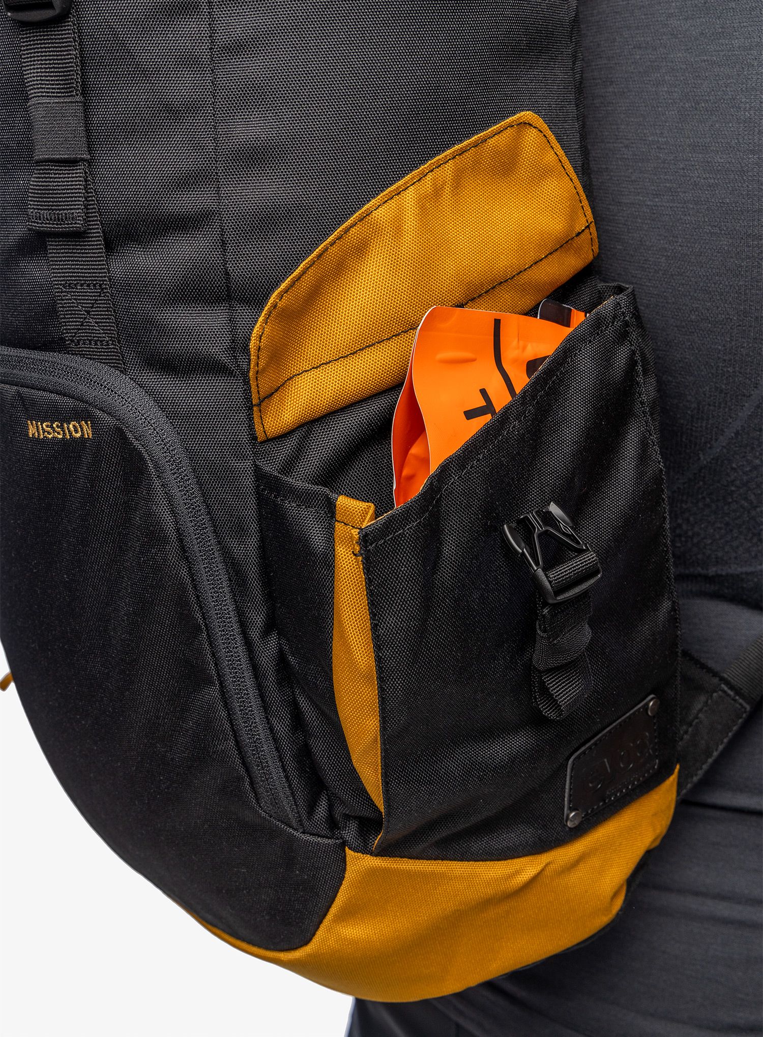 Mestni nahrbtnik Evoc Mission 22 - black