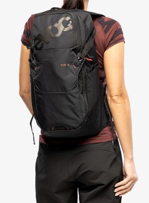 Kolesarski nahrbtnik Evoc Ride 16 - black