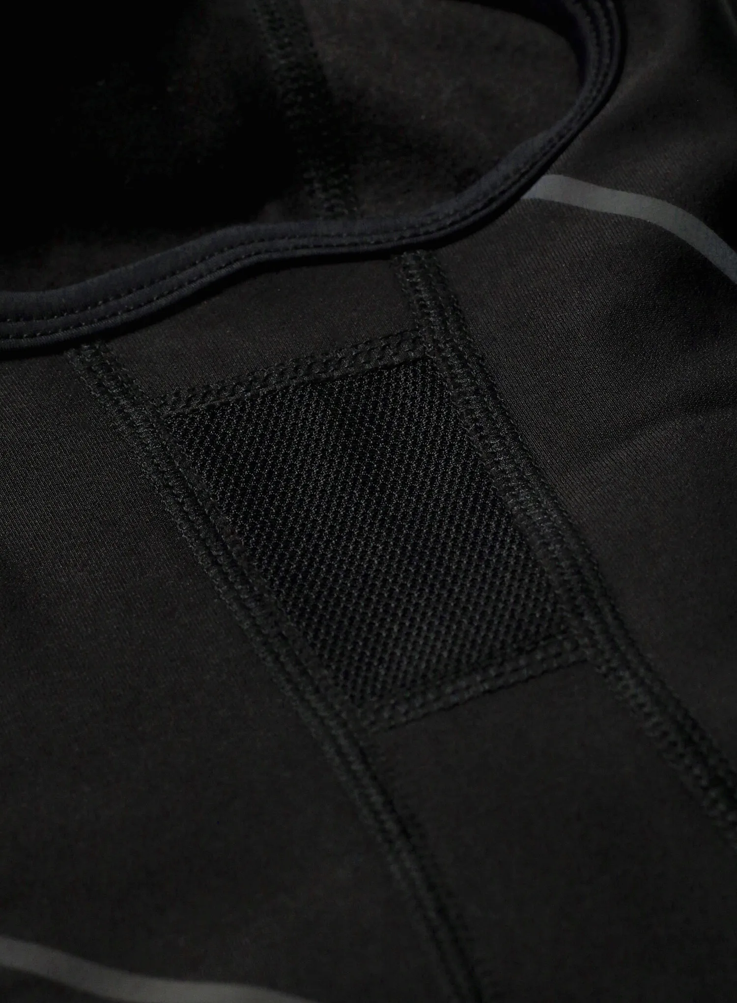 Podkapa Extremities Maze Runner Balaclava - black/holographic