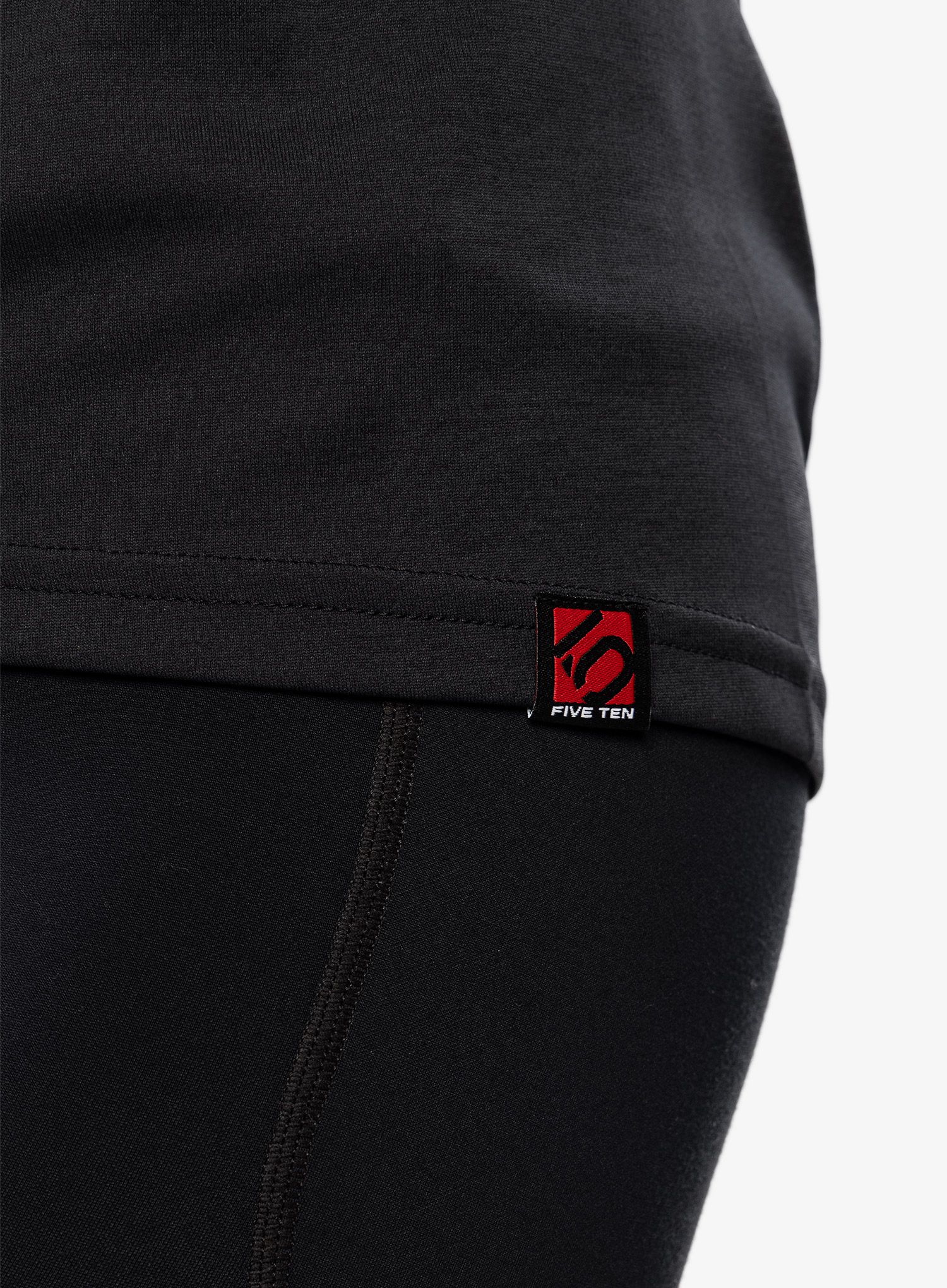 Ženska kolesarska jopa Five Ten The Trail L/S - black/black