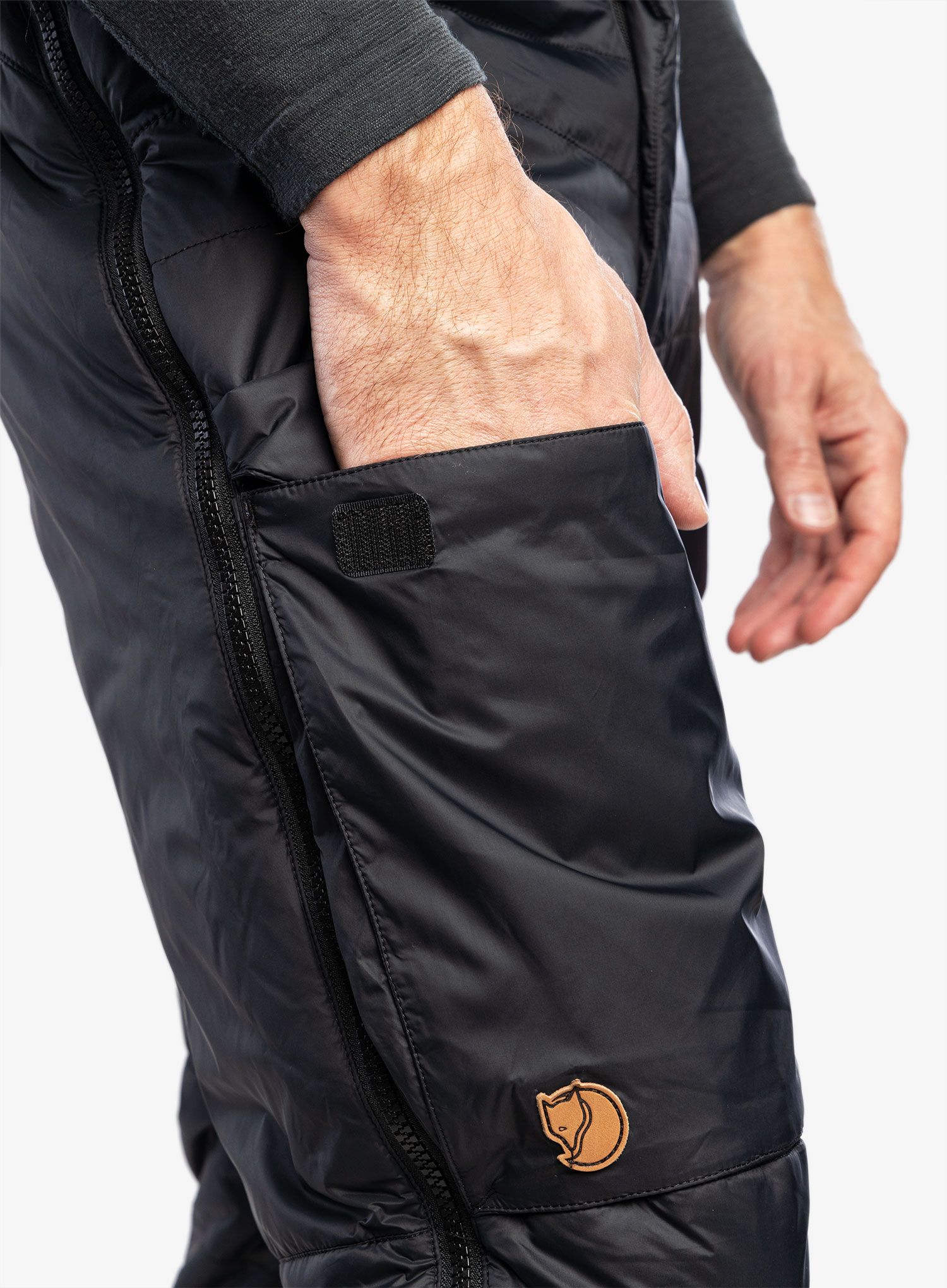 Pohodne hlače Fjallraven Keb Touring Padded Trousers - black