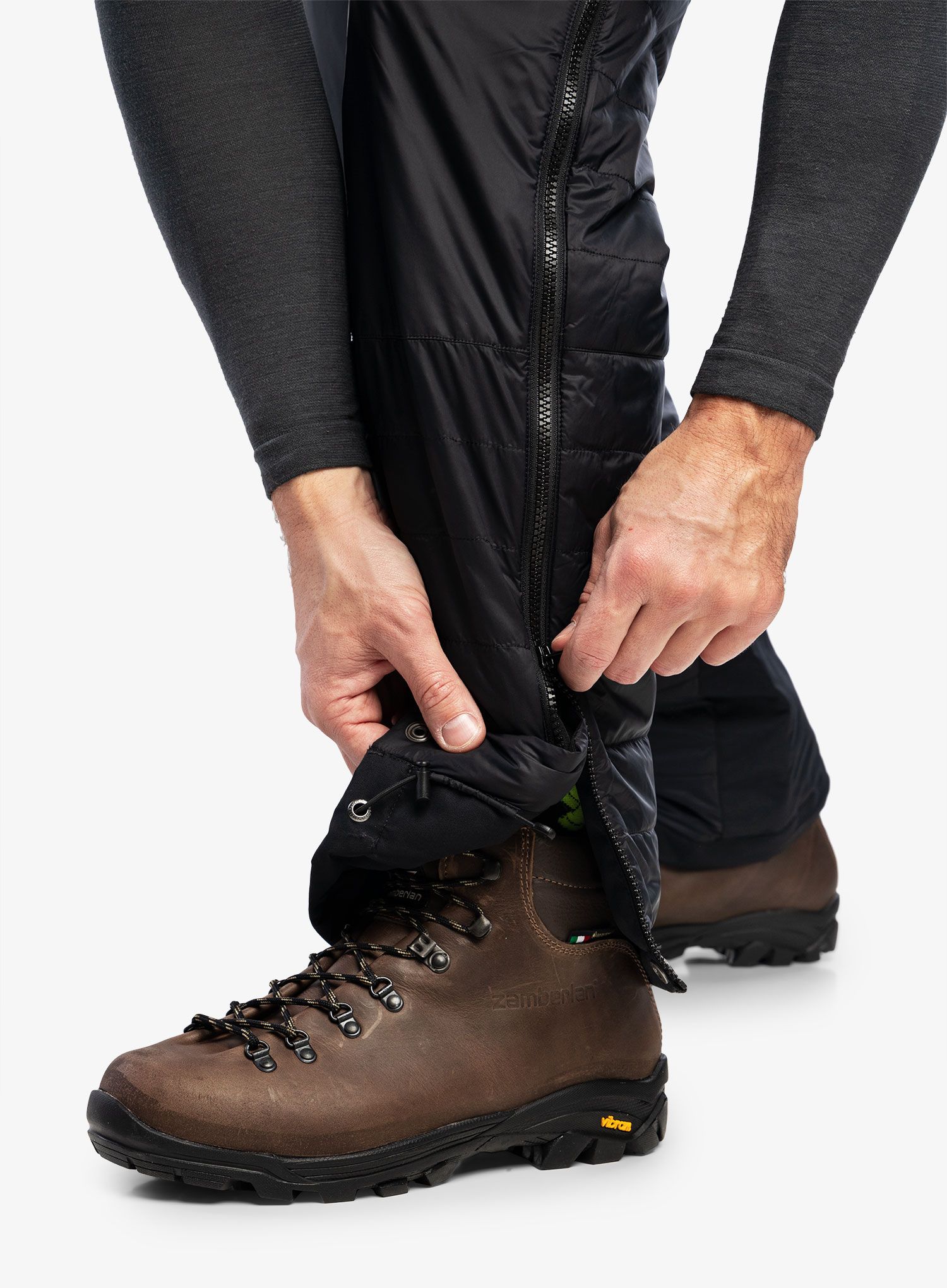 Pohodne hlače Fjallraven Keb Touring Padded Trousers - black