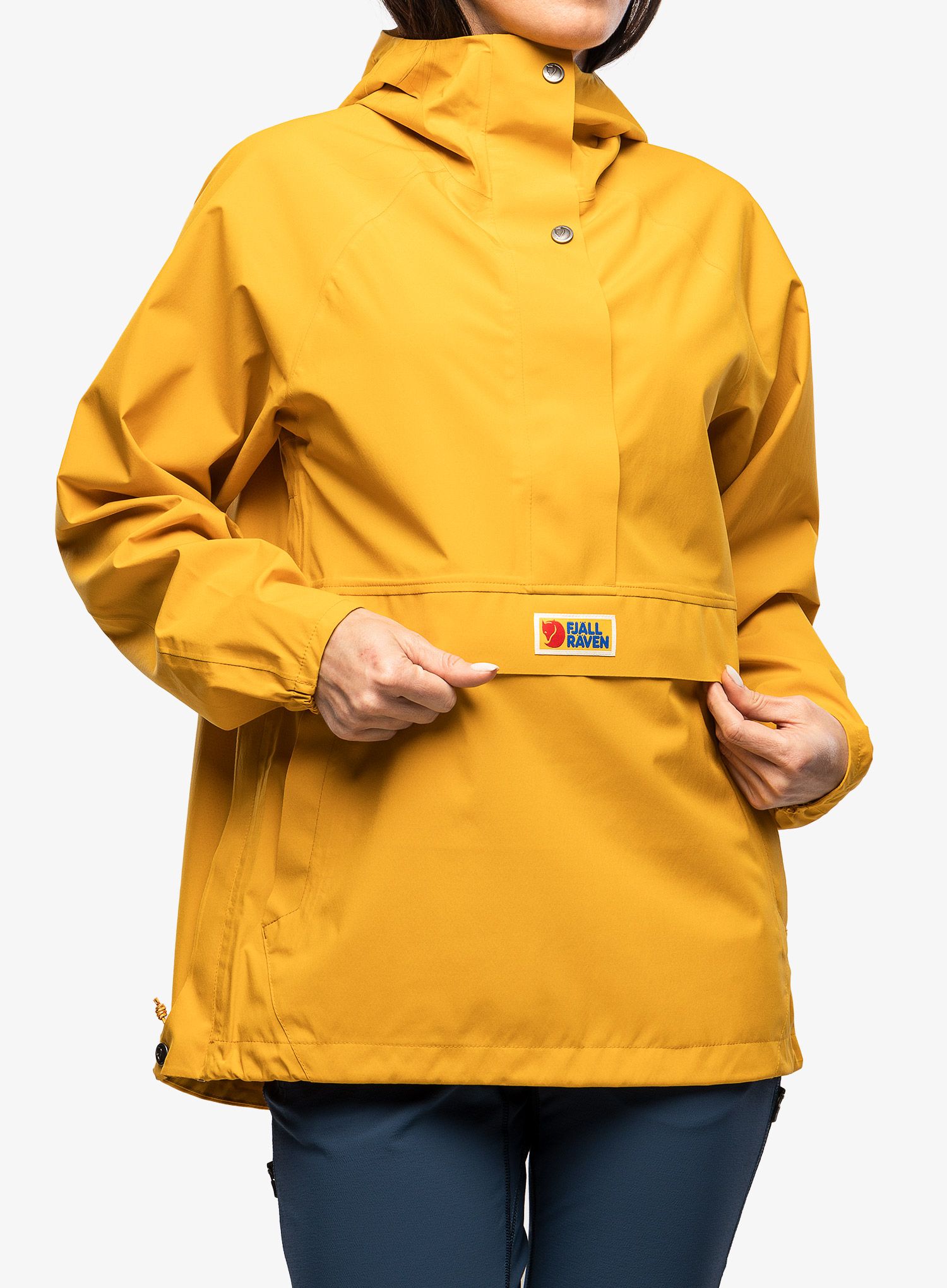 Ženska nepremočljiva jakna Fjallraven Vardag Hydratic Anorak - mustard yellow