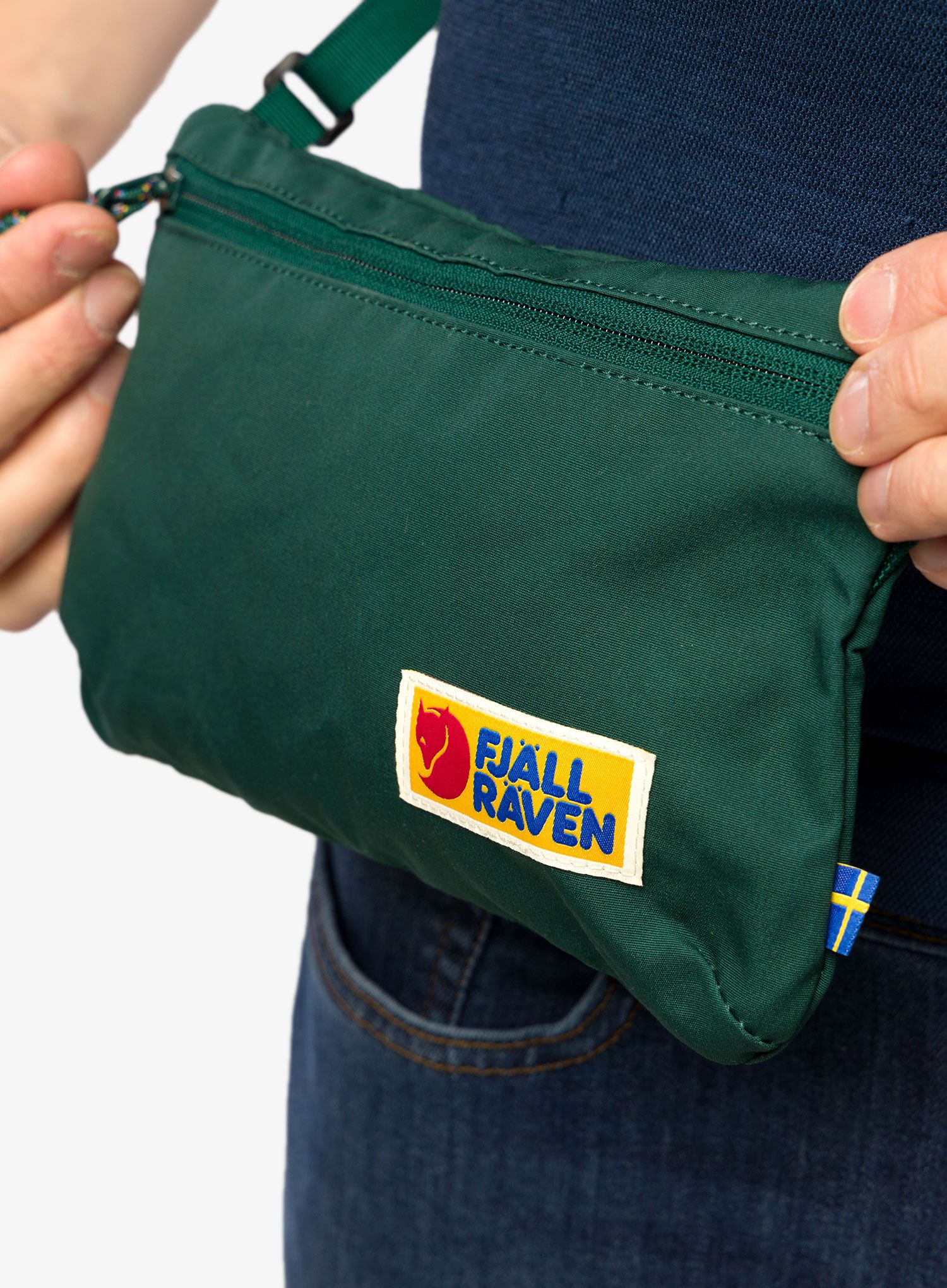Torbica za čez ramo Fjallraven Vardag Pocket - arctic green