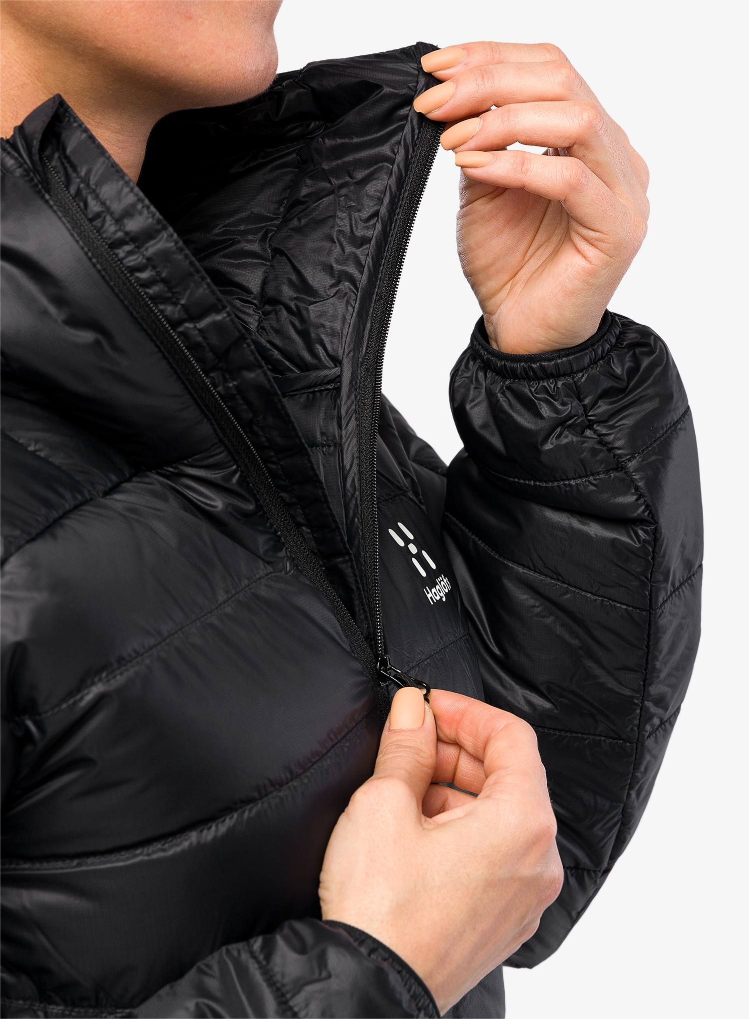Ženska puhovka Haglofs L.I.M Down Hood - true black