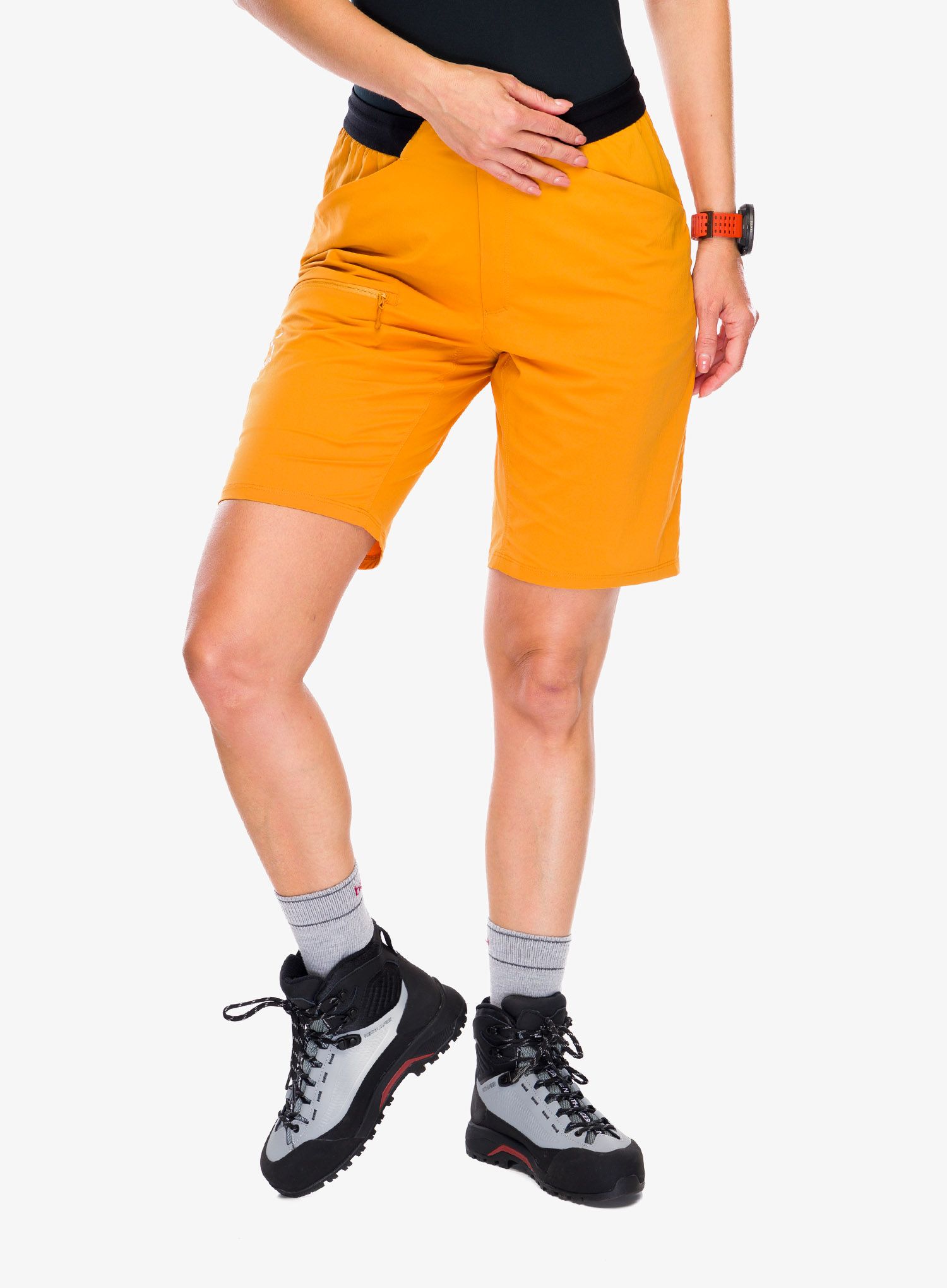 Ženske pohodniške kratke hlače Haglofs L.I.M Fuse Shorts - desert yellow
