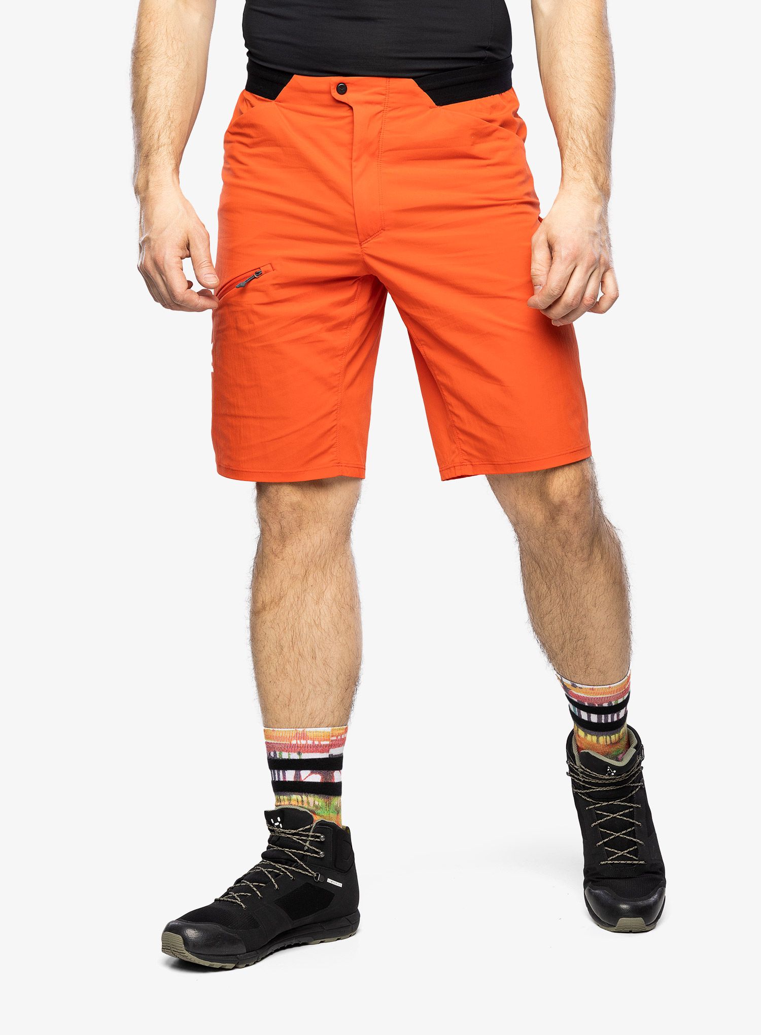 Kratke pohodniške hlače Haglofs L.I.M Fuse Shorts - habanero
