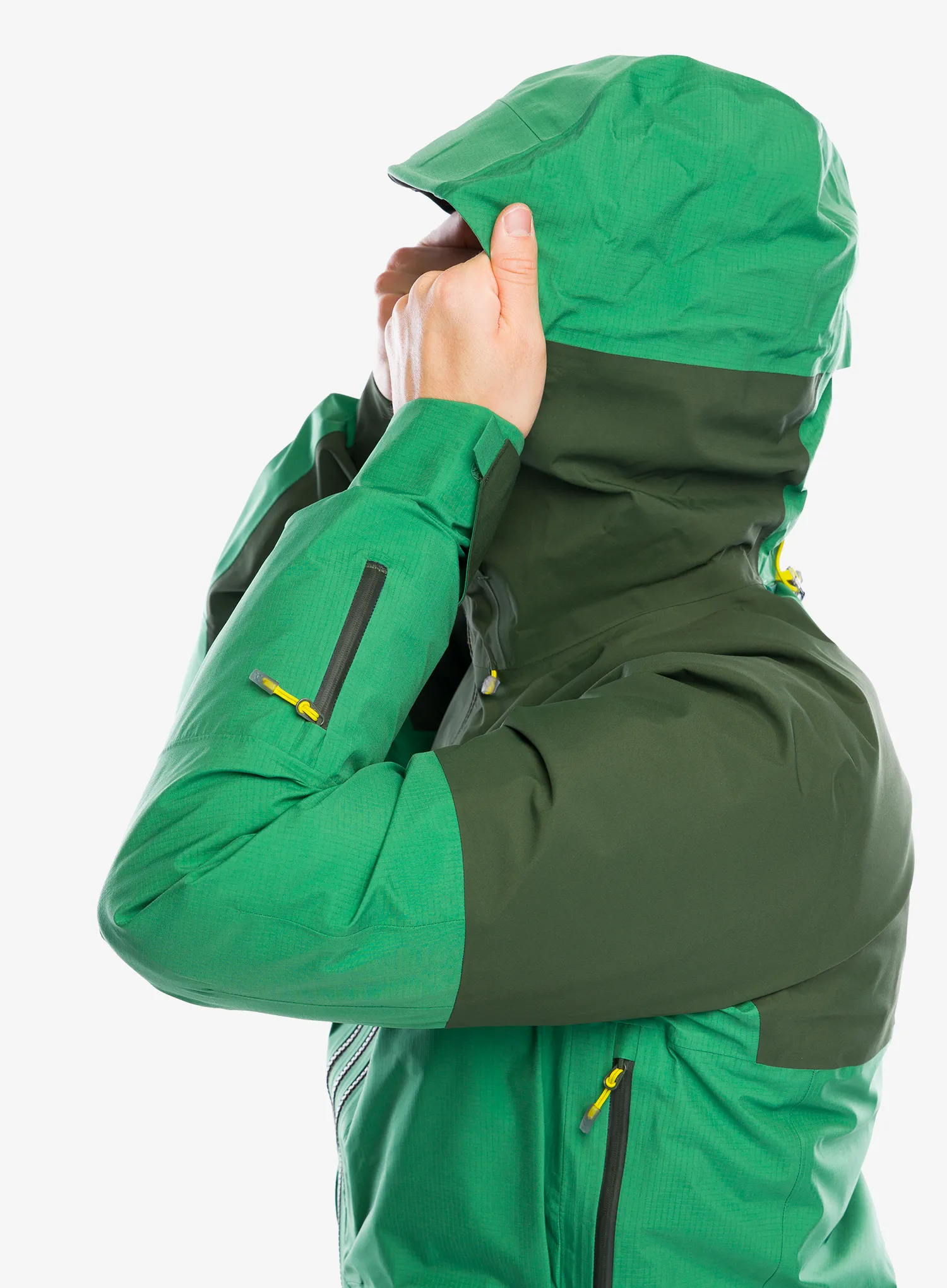 GORE-TEX jakna Haglofs Spitz GTX Pro Jacket - seaweed green/dk jelly green