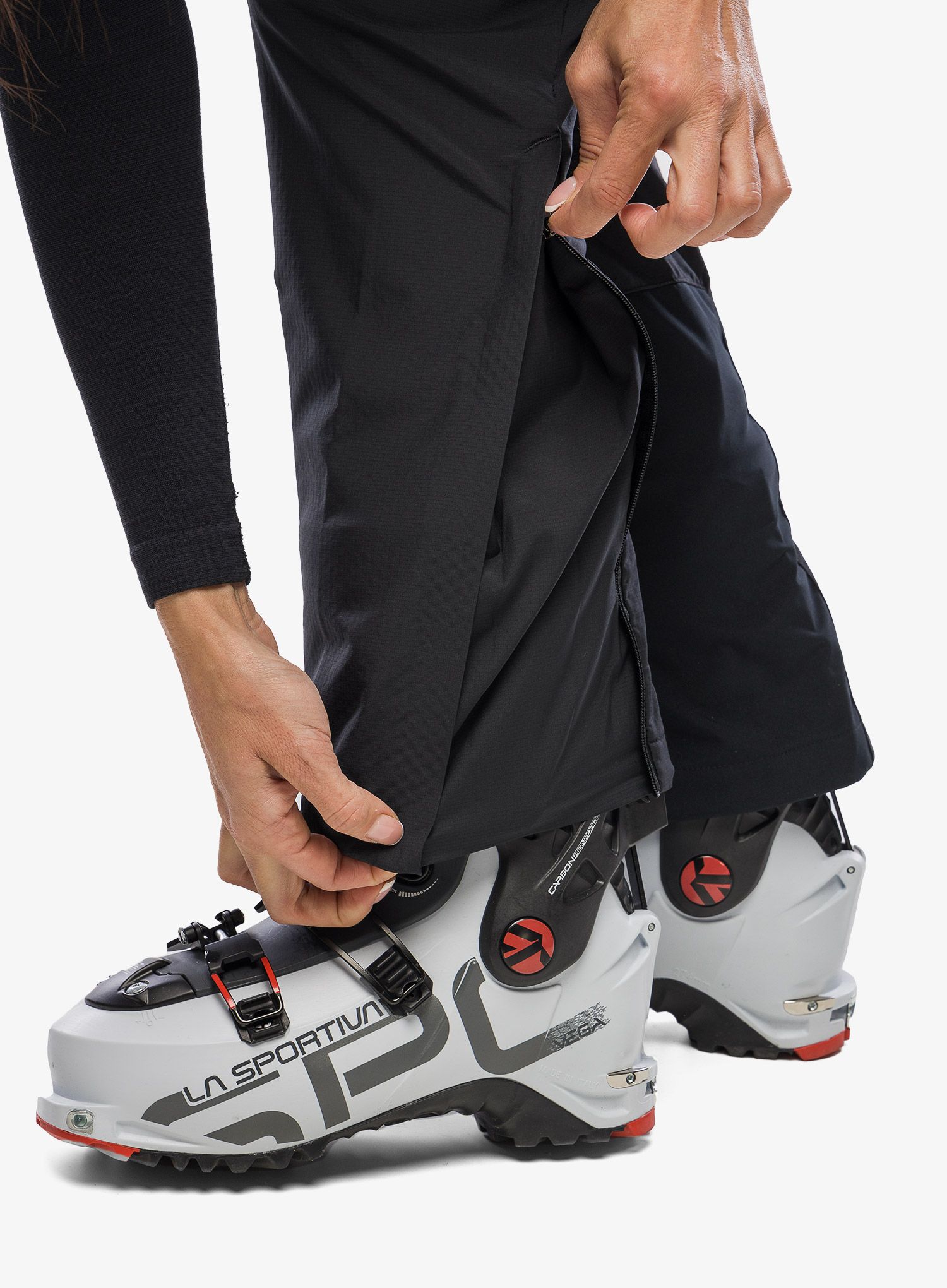 Softshell hlače Houdini Pace Pants - true black