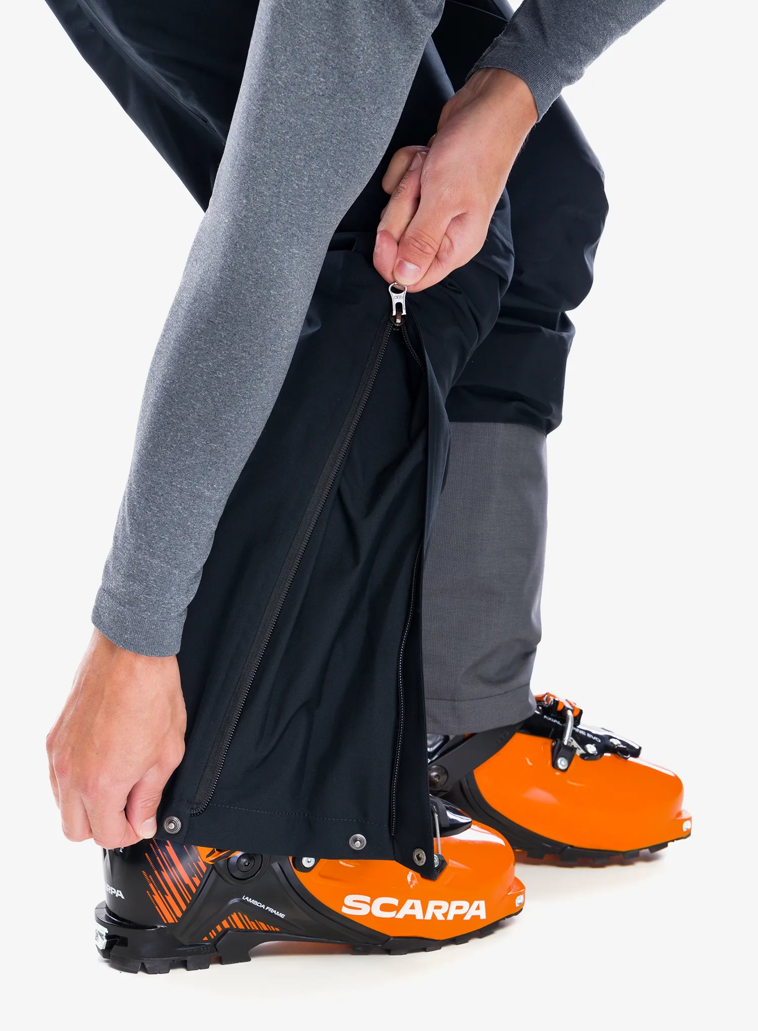 Nepremočljive hlače Houdini Ride Pants - true black